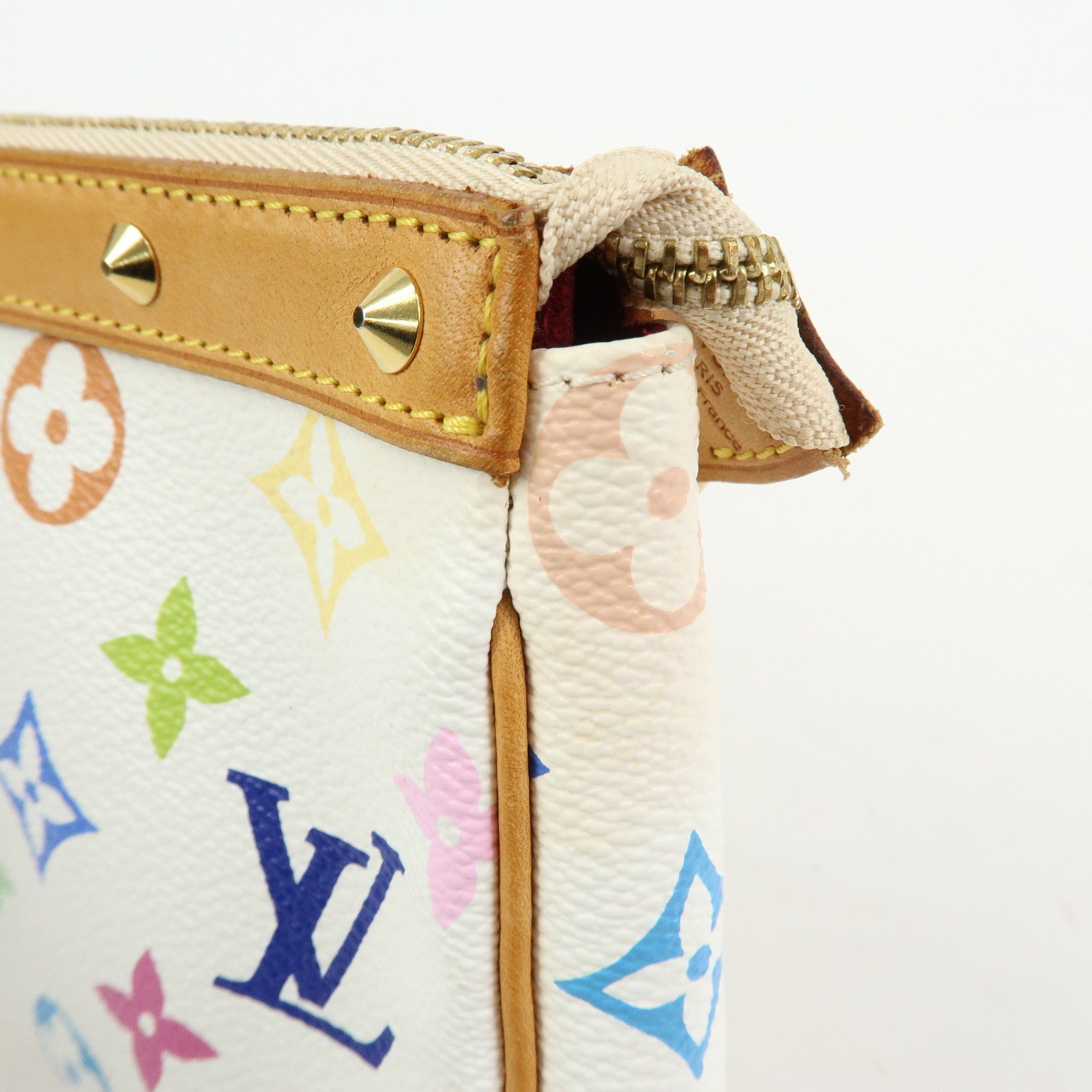 Louis Vuitton Monogram Multicolor Pochette Accessoires Blanc M92649