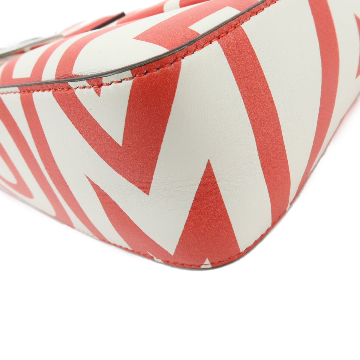FENDIxMarc Jacobs Mamma Baguette Leather Shoulder Bag Red White 8BR600