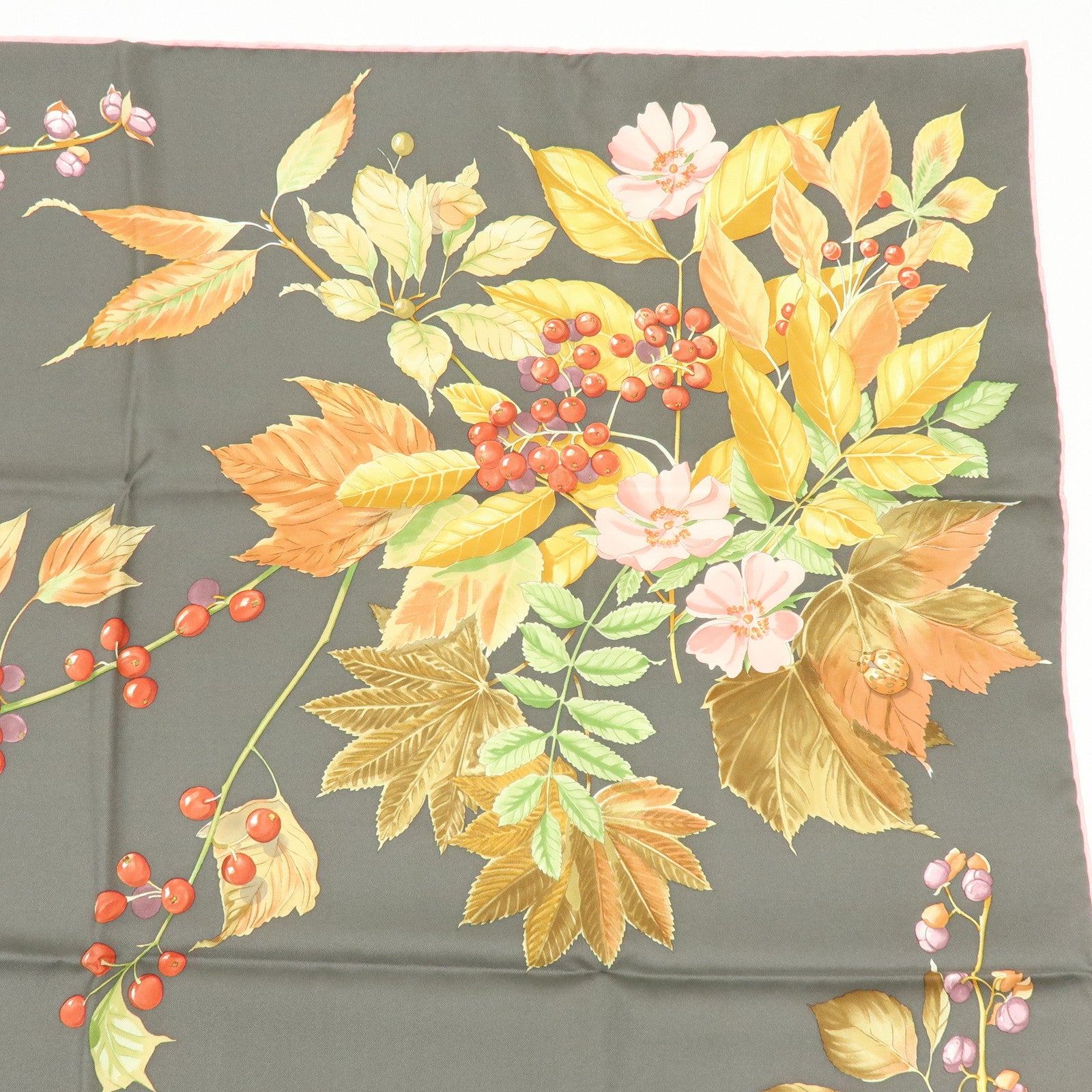 Ferragamo Silk100% Flower Print Scarf Shawl Gray Pink
