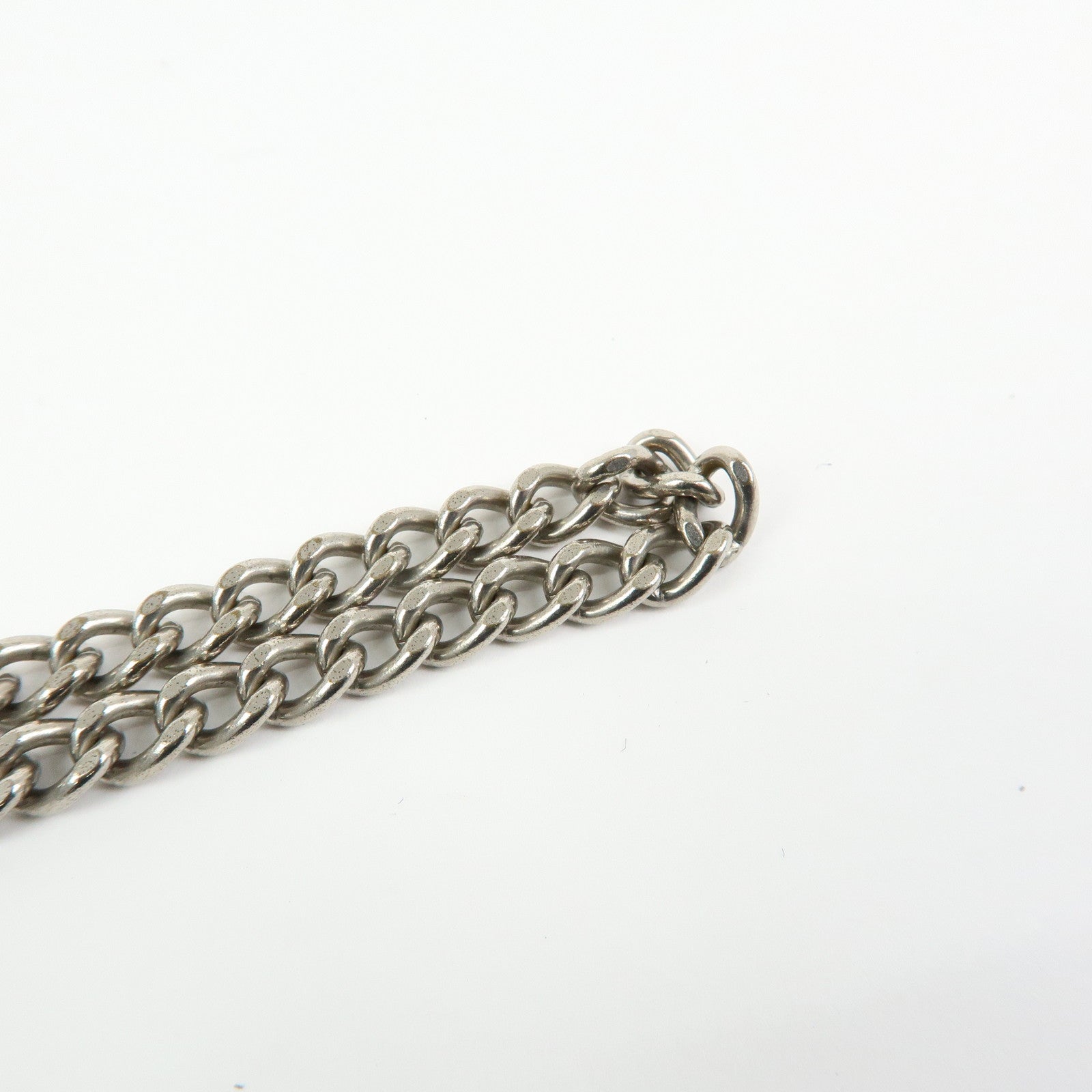 Louis Vuitton Metal Key Chain for Taiga Portefeuille Accordion