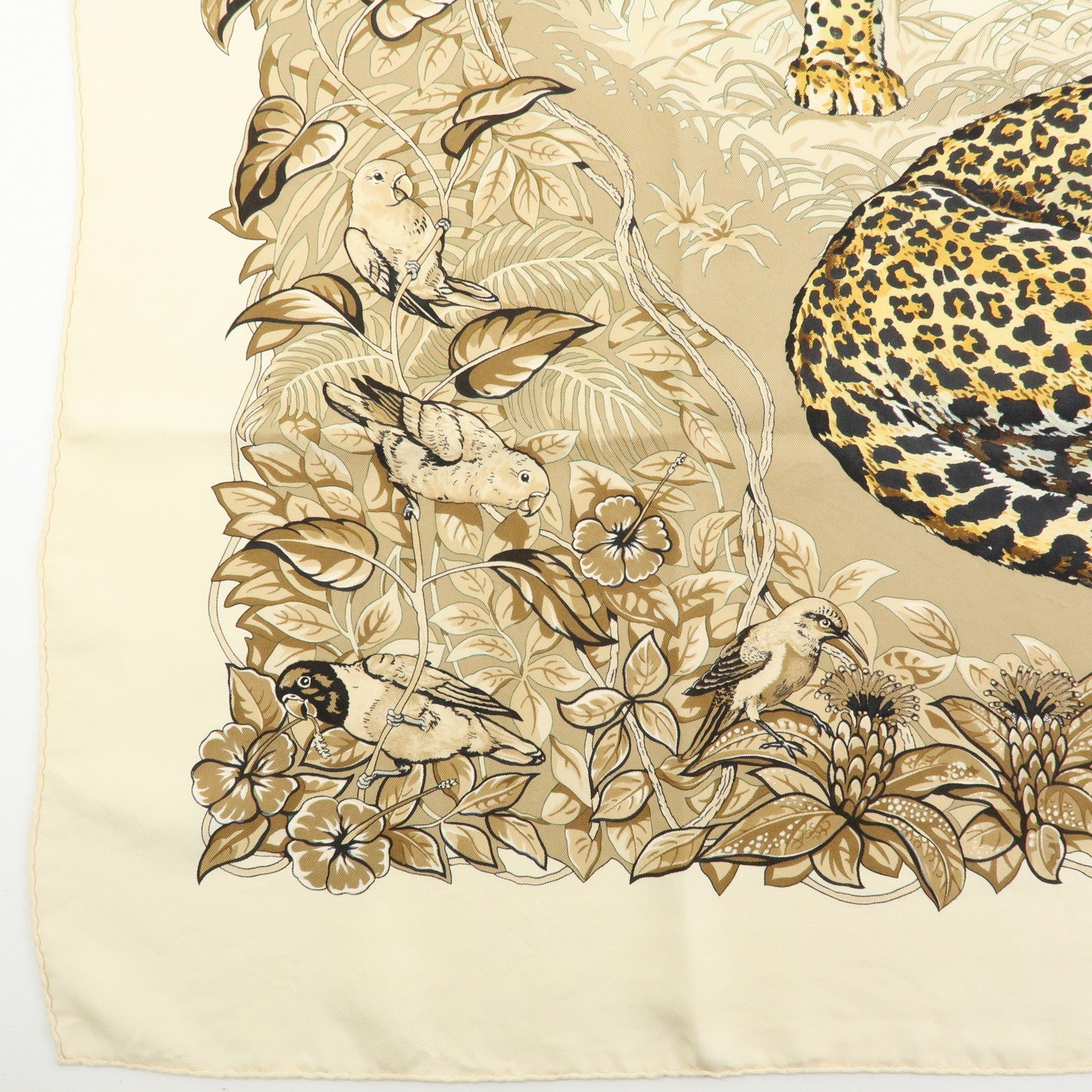 HERMES Carre 90 Silk 100% Scarf JUNGLE LOVE Light Brown Beige