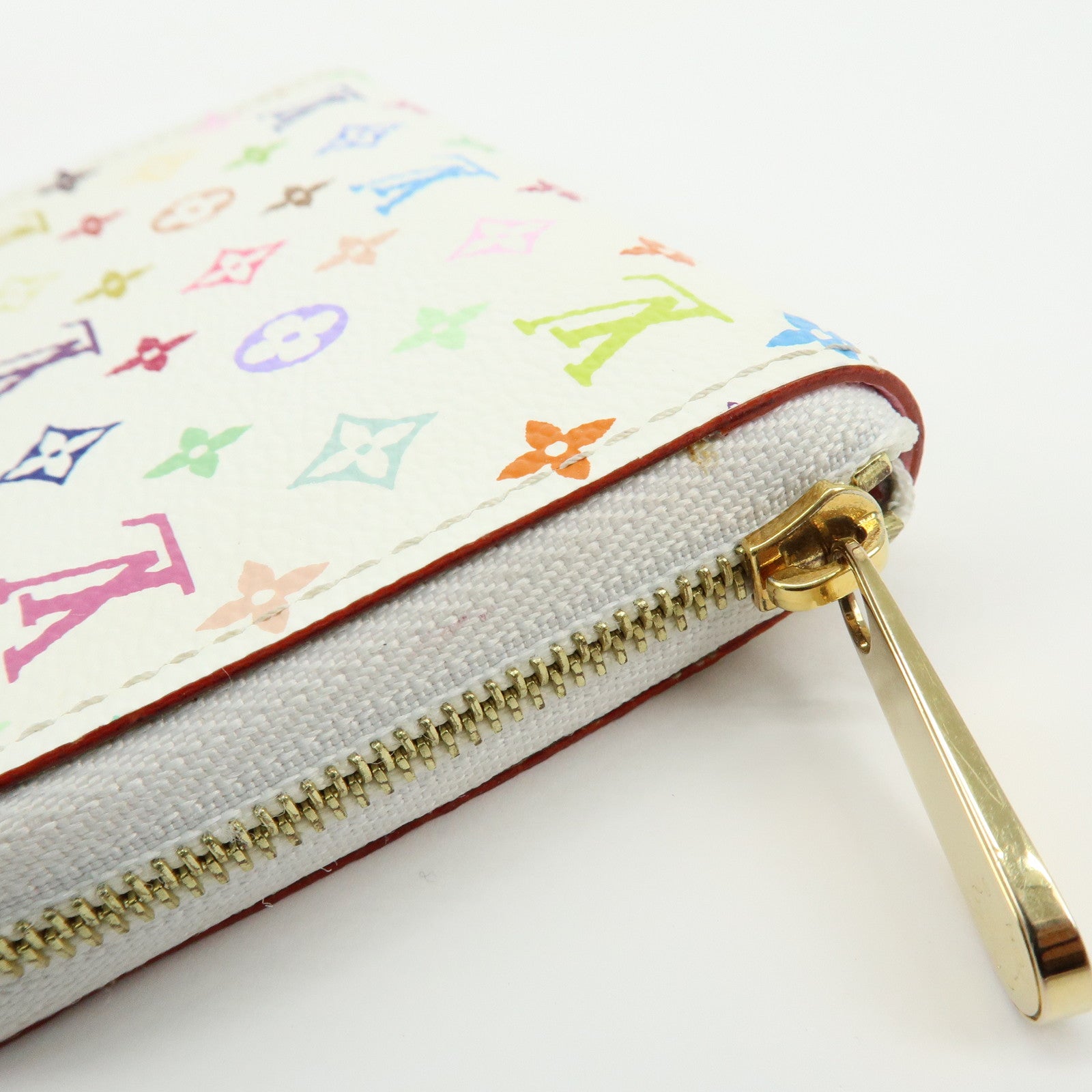 Louis Vuitton Monogram Multicolor Round Zippy Coin Purse Blanc M93741