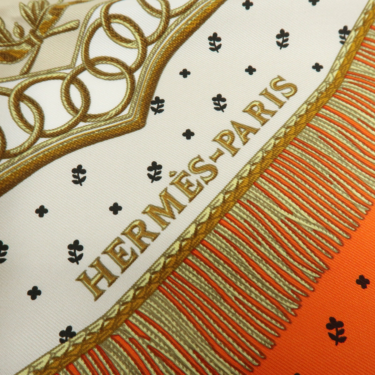 HERMES Carre 45 Gavroche Silk 100 % Scarf Poste et Cavalerie Orange