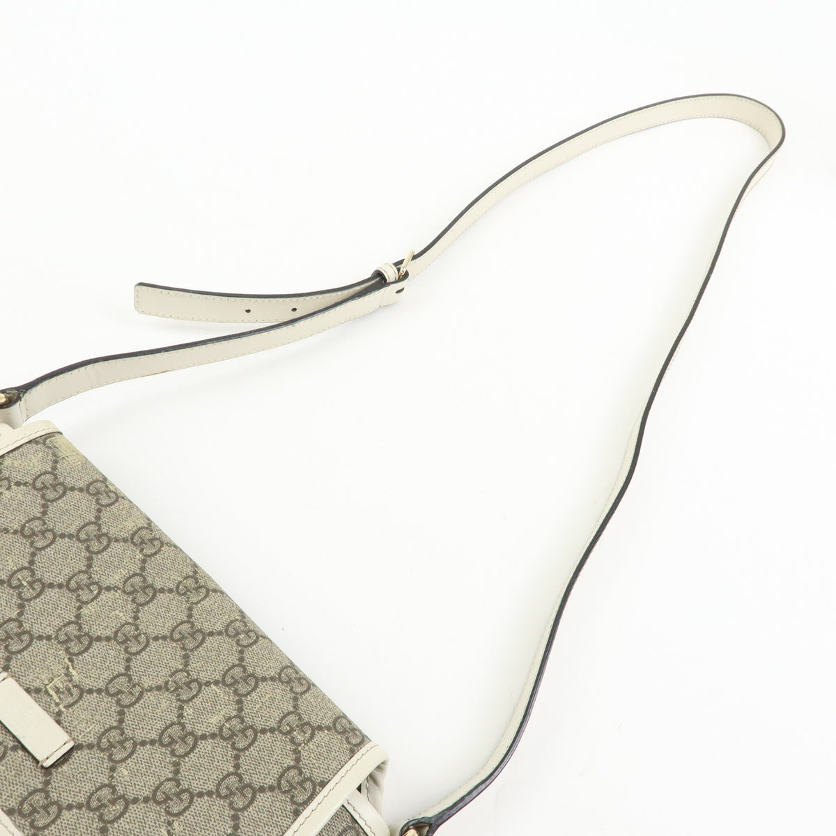 GUCCI GG Supreme Leather Shoulder Bag Crossbody Bag Beige Ivory 223666
