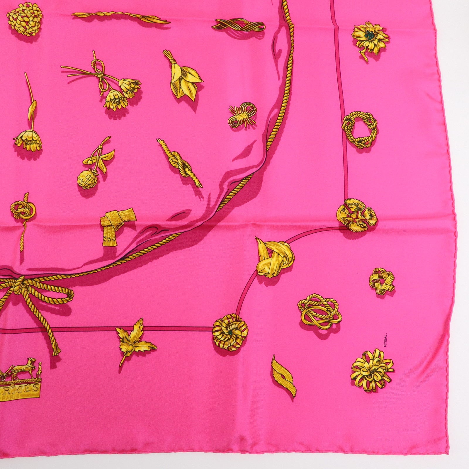 HERMES Carre 90 Silk 100% Scarf Clips Pink Gold