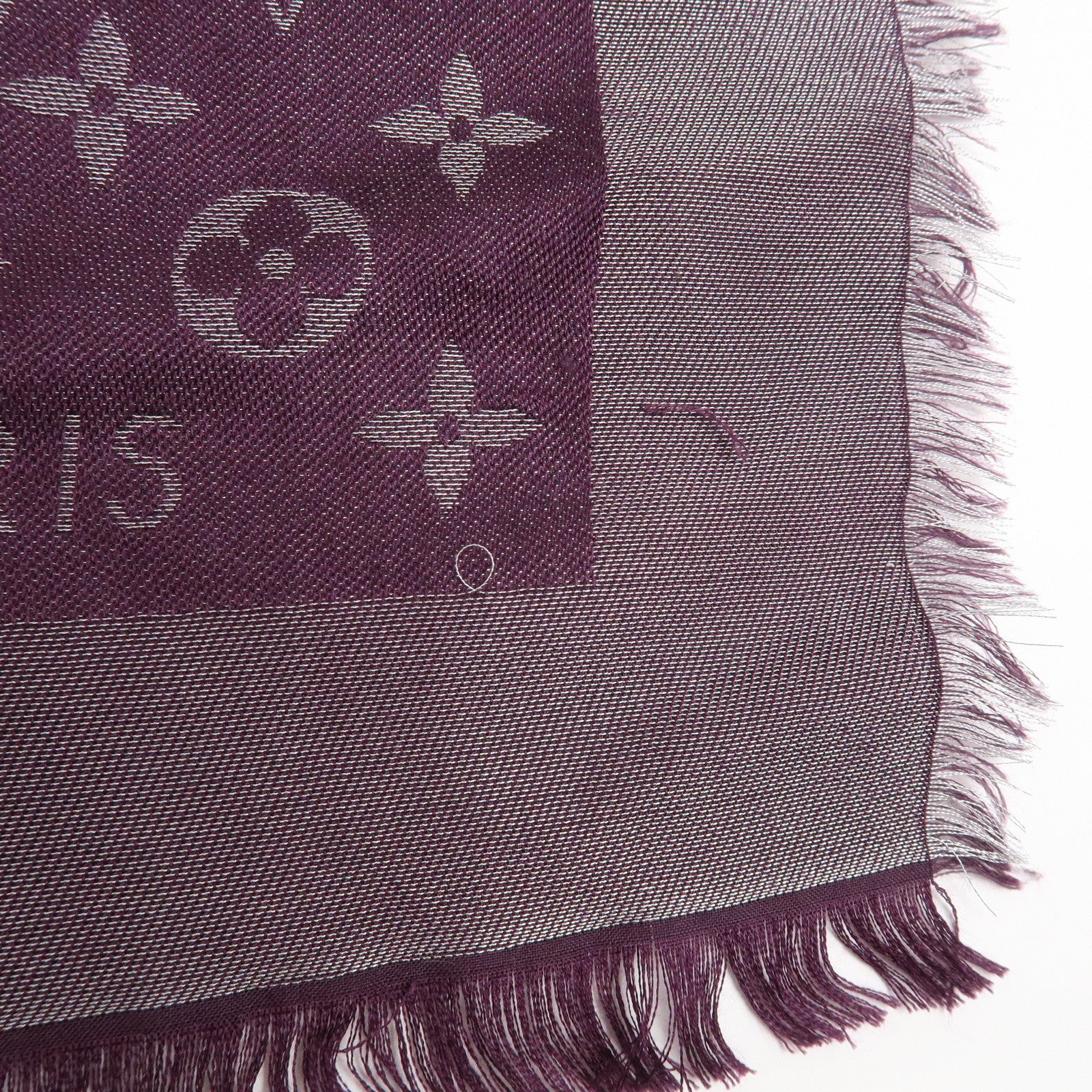 Louis Vuitton Shawl Monogram Silk Rayon Wool Scarf Amarante M75124