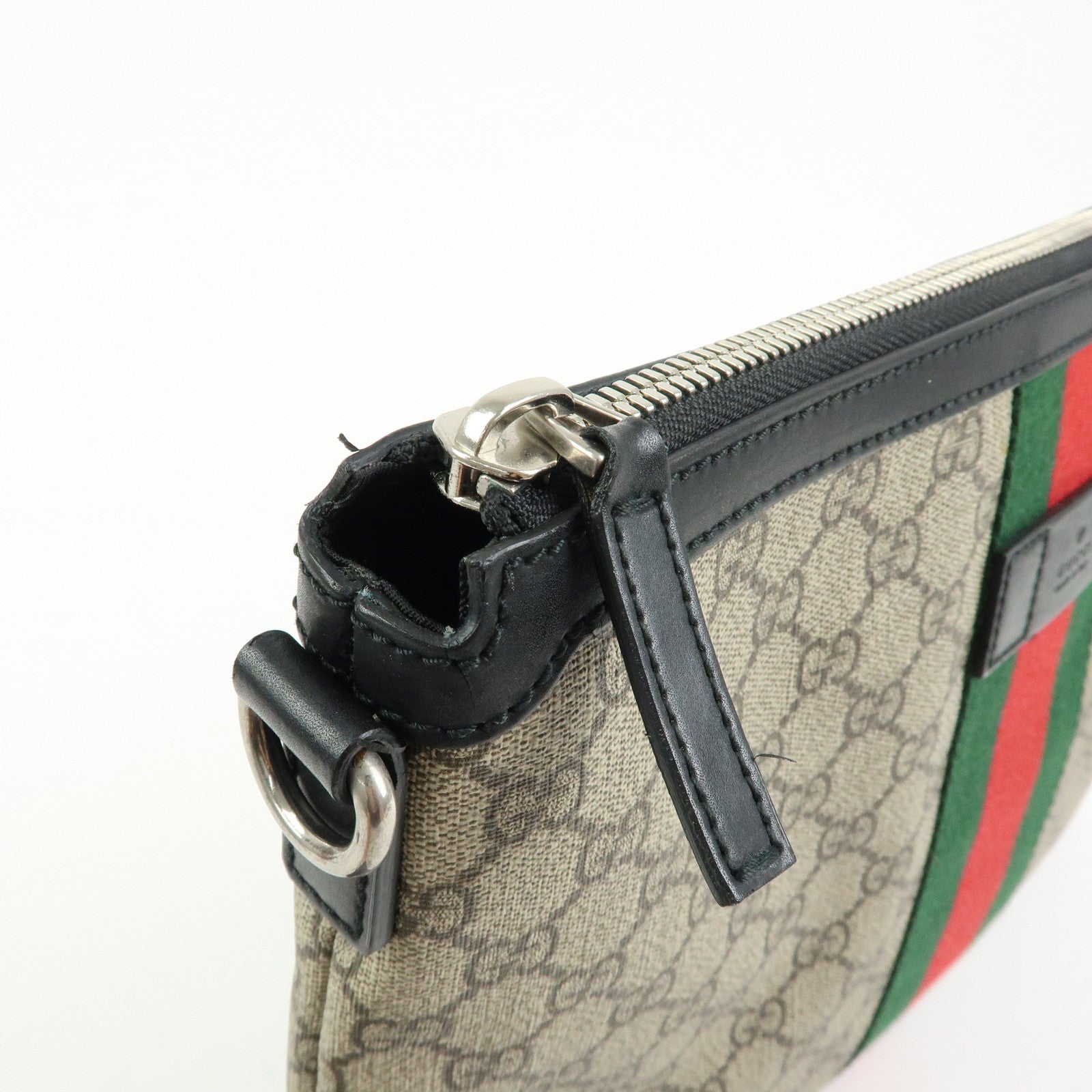 GUCCI Sherry GG Supreme Leather Messenger Bag Beige Black 523335