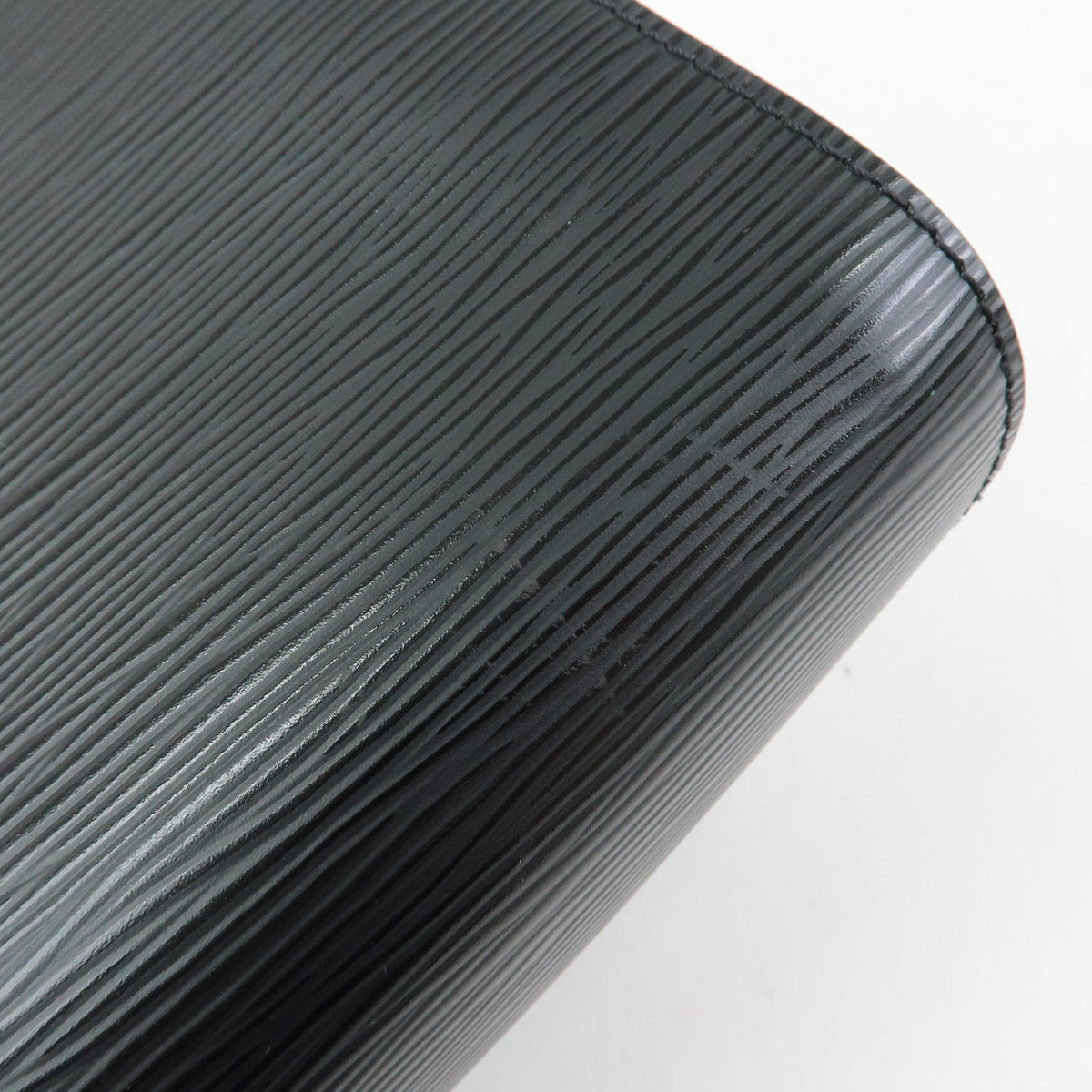 Louis Vuitton Epi Leather Osh Clutch Bag Flat Pouch Noir M59362
