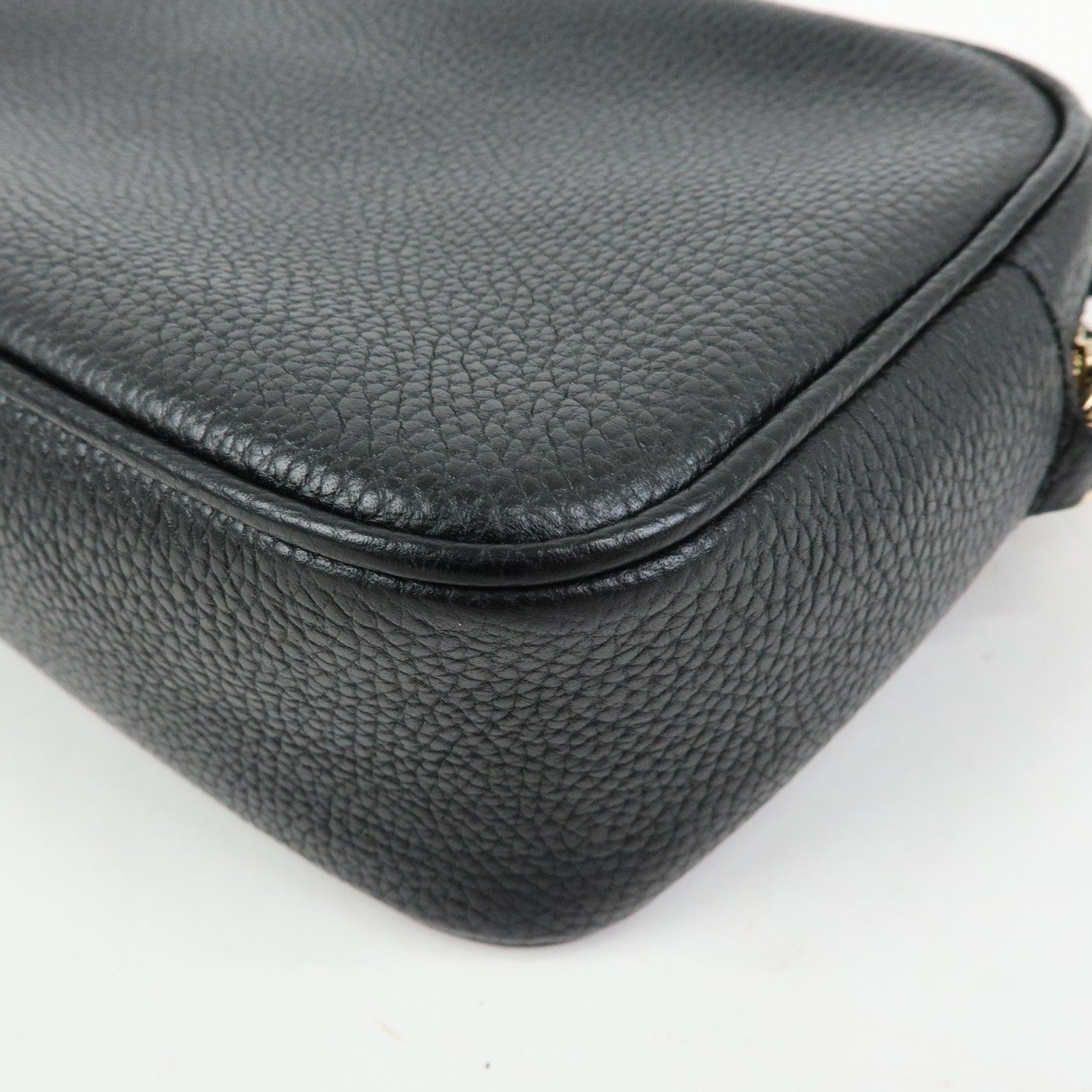 GUCCI Soho Leather Shoulder Bag Crossbody Bag Tassel Black 308364