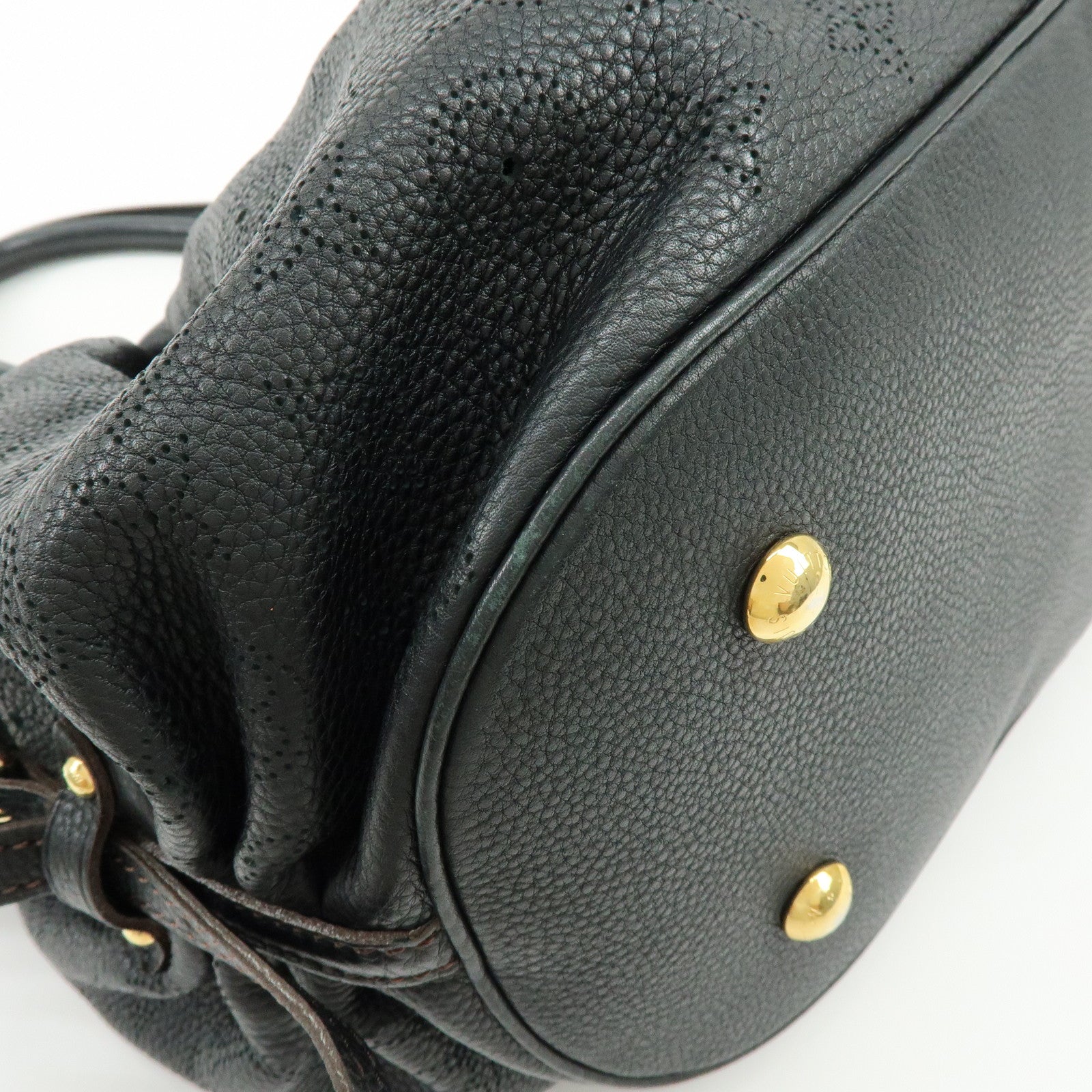 Louis Vuitton Monogram Mahina L Shoulder Bag Hand Bag Noir M95765