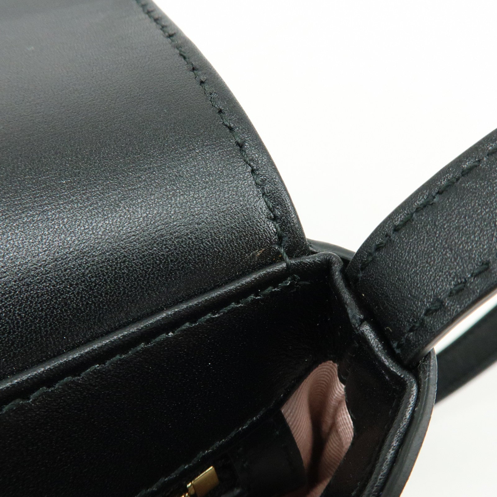 GUCCI Double G Arli Leather Shoulder Bag Crossbody Bag Black 550129