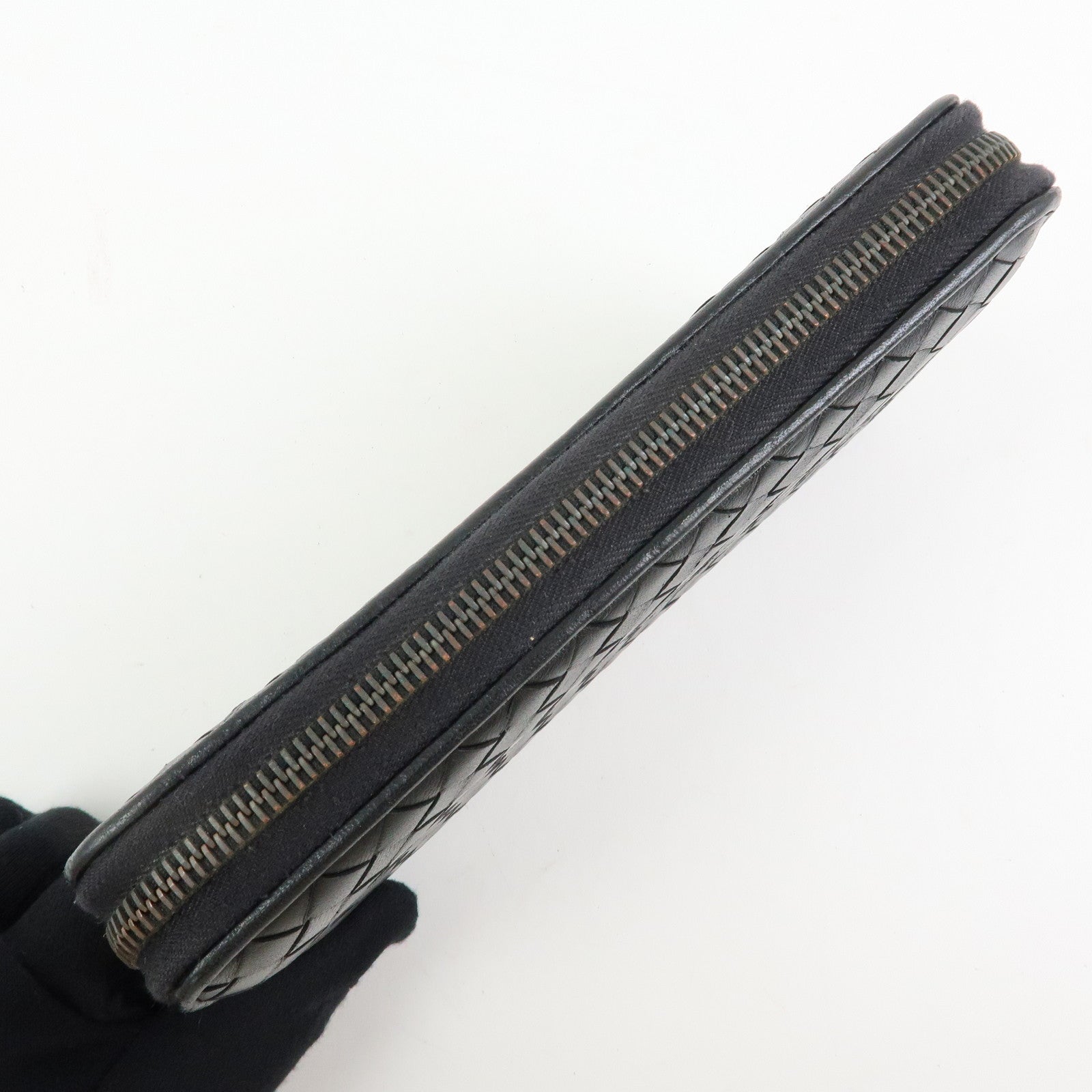BOTTEGA VENETA Intrecciato Leather Round Zippy Long Wallet Black