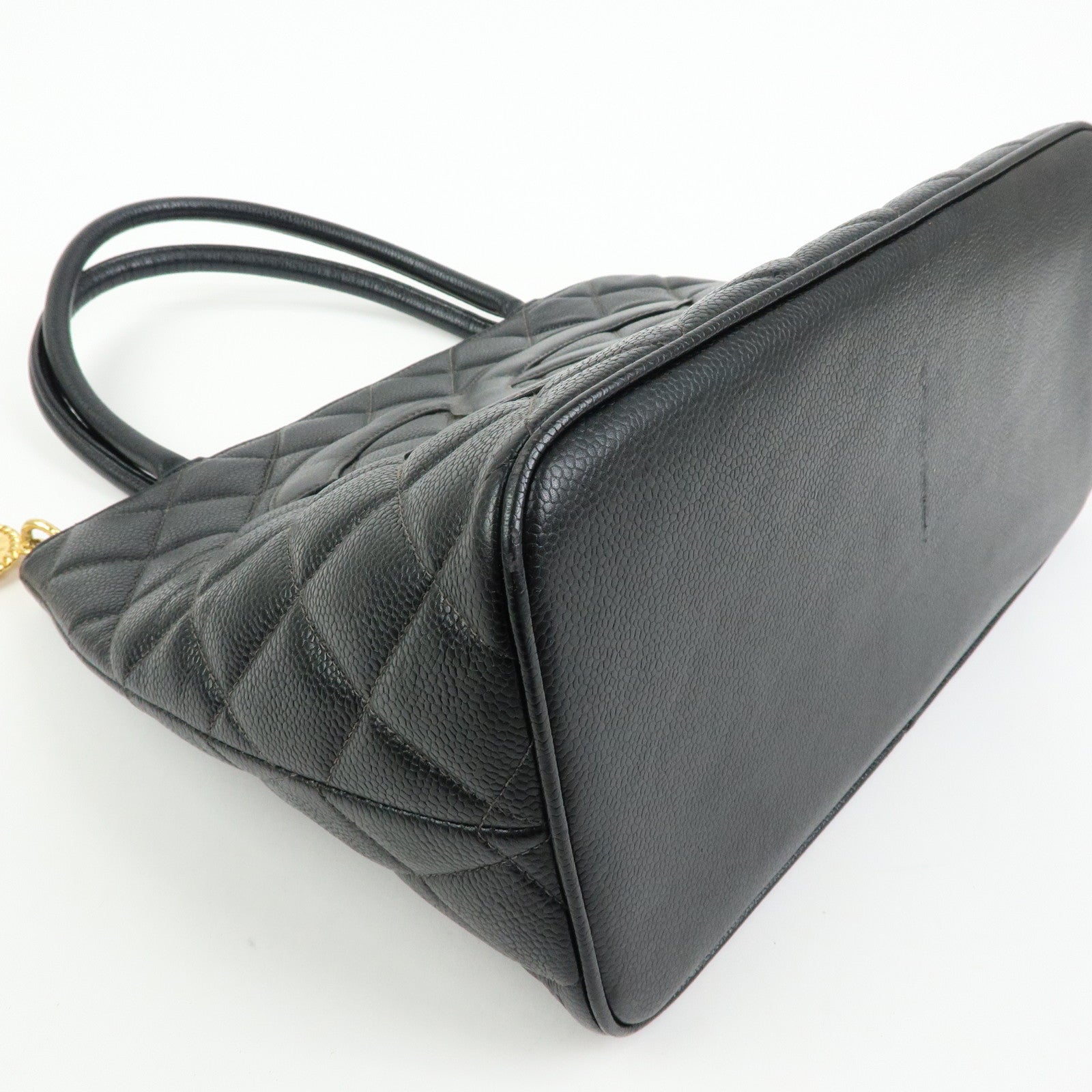 CHANEL Matelasse COCO Mark CaviarSkin Medallion Tote Bag Black A01804