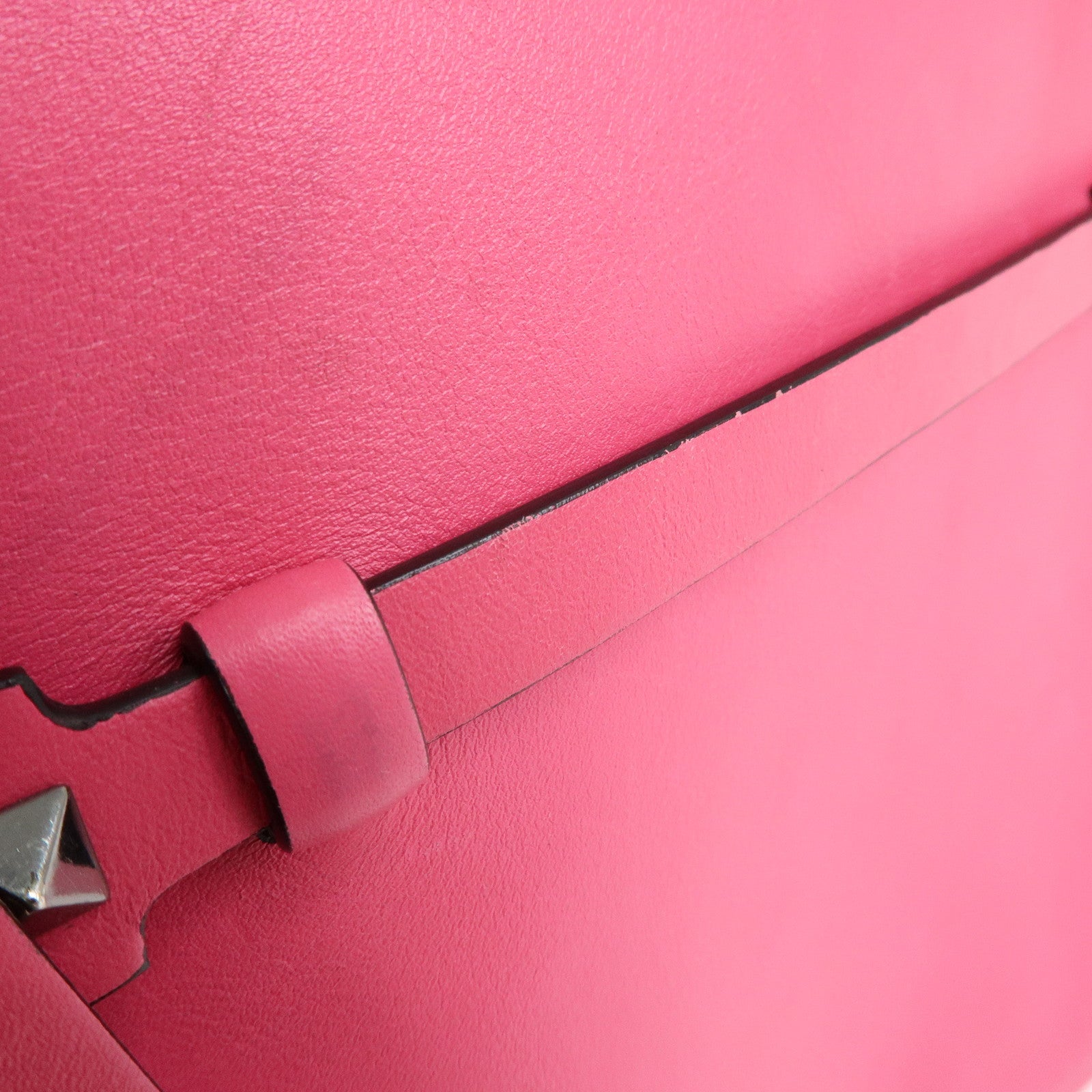VALENTINO ROCKSTUD Leather Clutch Bag Pouch Pink