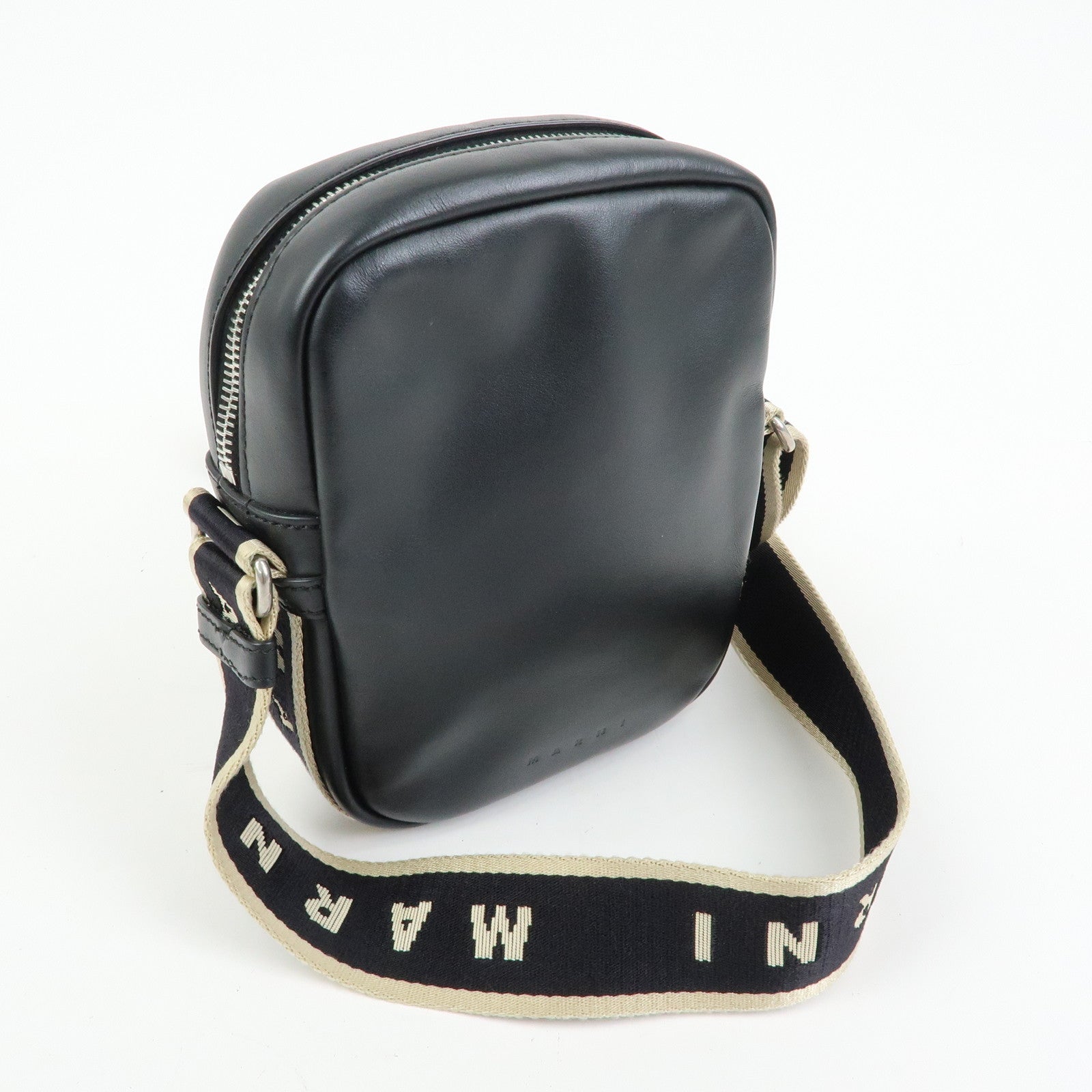 MARNI BEY Logo Leather Shoulder Bag Crossbody Bag Black