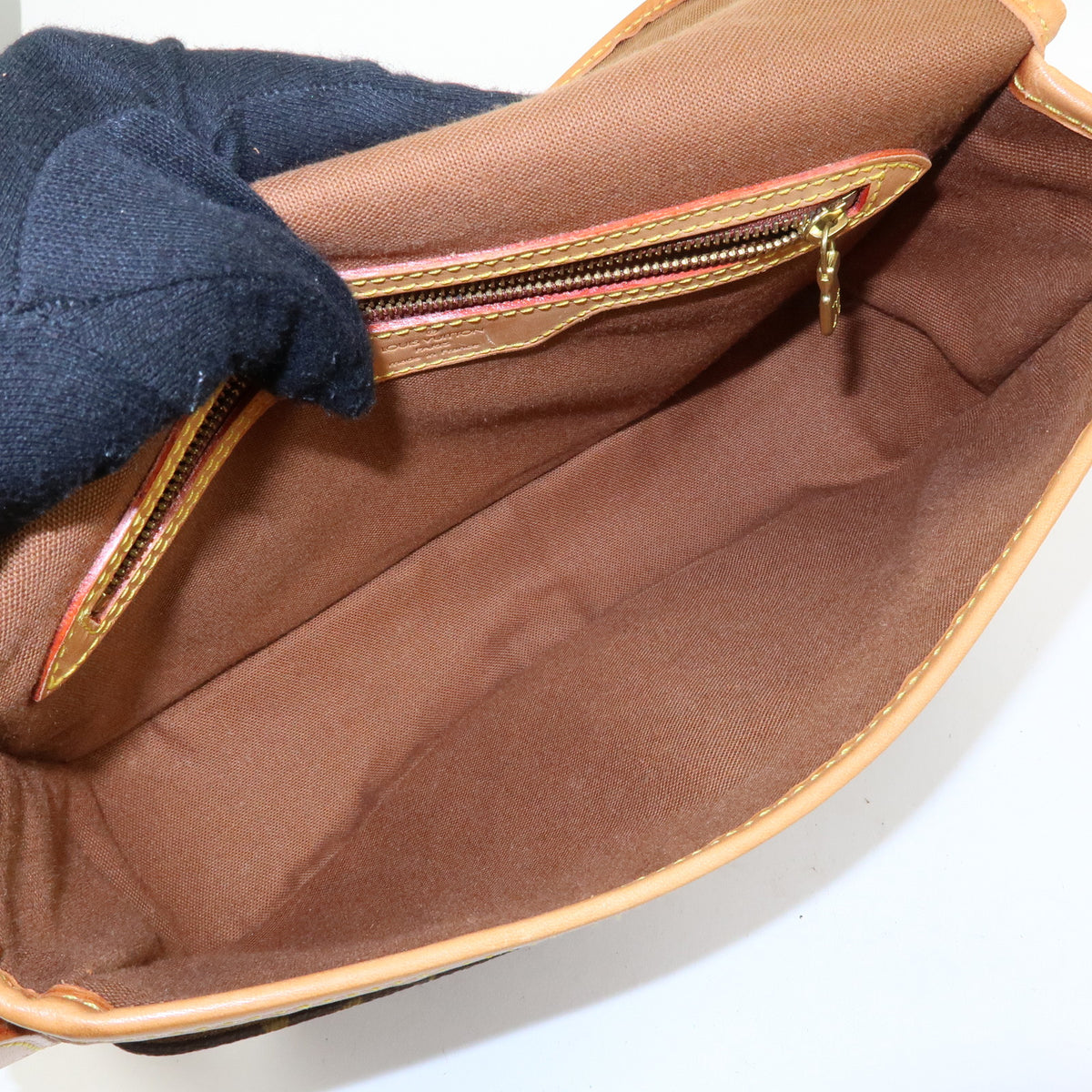 Louis Vuitton Monogram Canvas Sologne Shoulder Bag Brown M42250