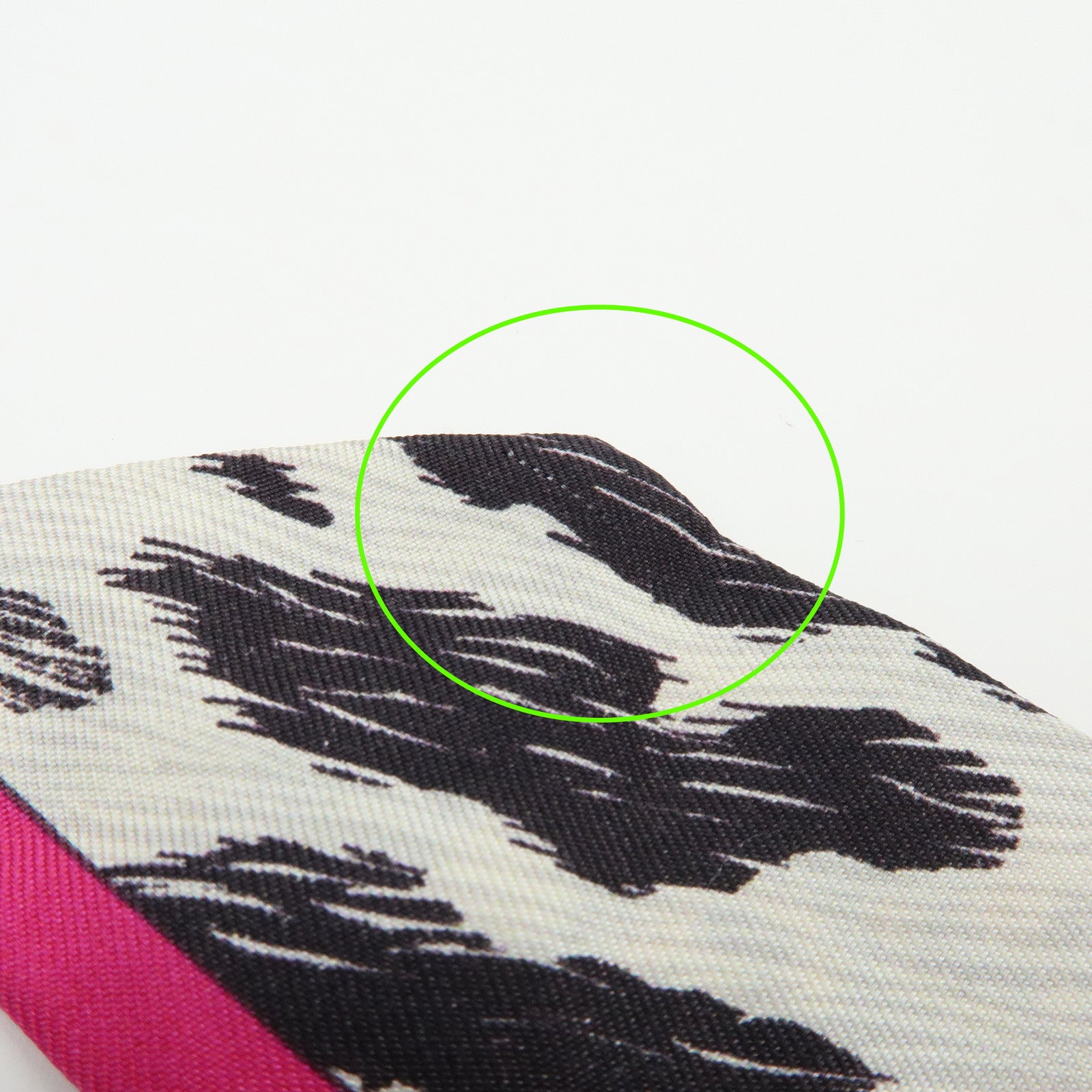 HERMES Twilly Silk 100% Scarf PELAGES ET CAMOUFLAGE Multicolor