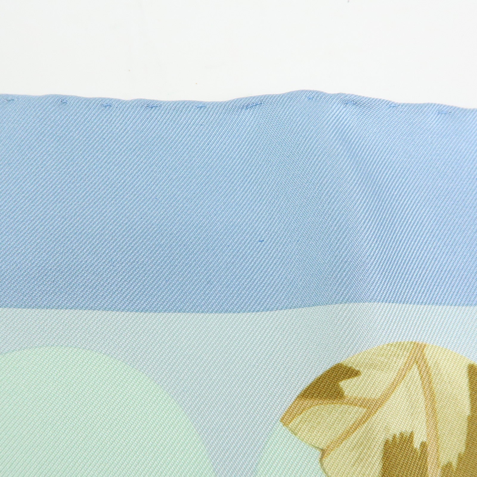Ferragamo Silk 100% Scarf Leopard Bird Floral Print Light Blue Brown