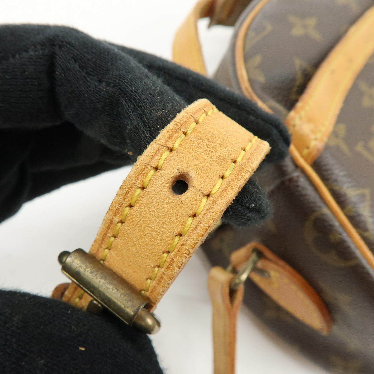 Louis Vuitton Monogram Blois Crossbody Shoulder Bag Brown M51221