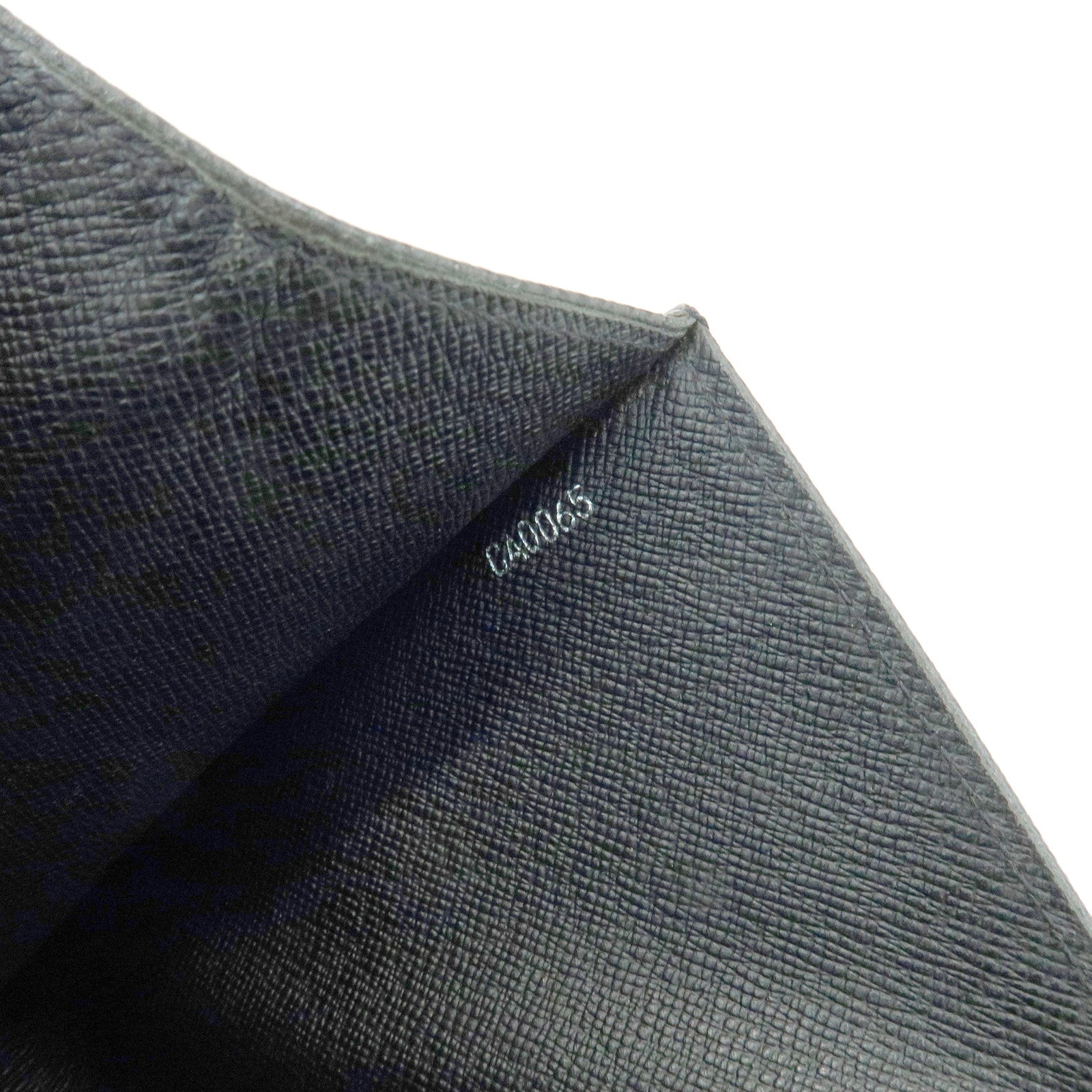 Louis Vuitton Taiga Leather Selenga Clutch Bag Ardoise M30782