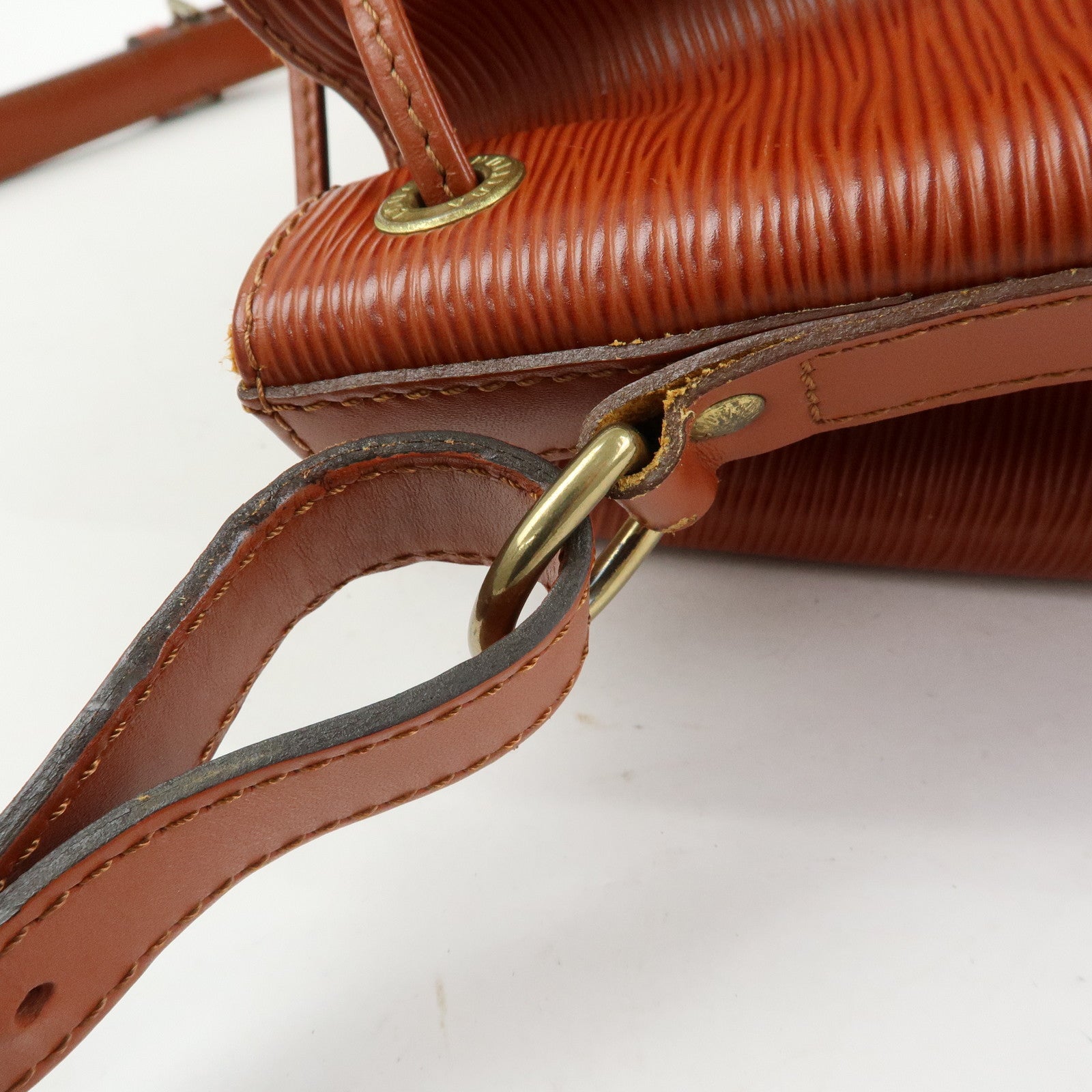 Louis Vuitton Epi Petit Noe Leather Shoulder Bag Kenya Brown M44103