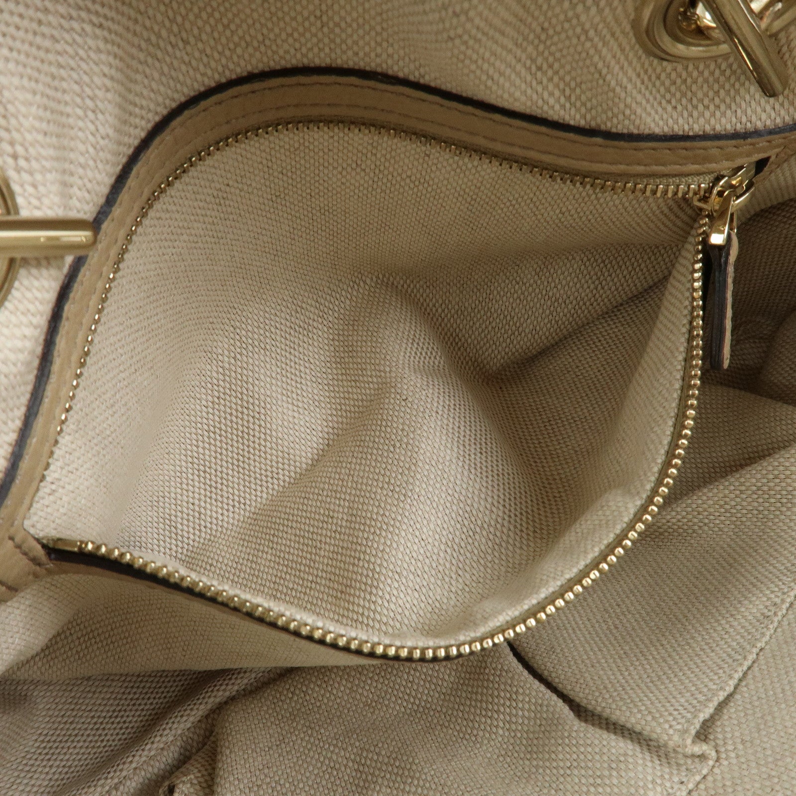 GUCCI SOHO Interlocking G Leather Shoulder Bag Beige 308983