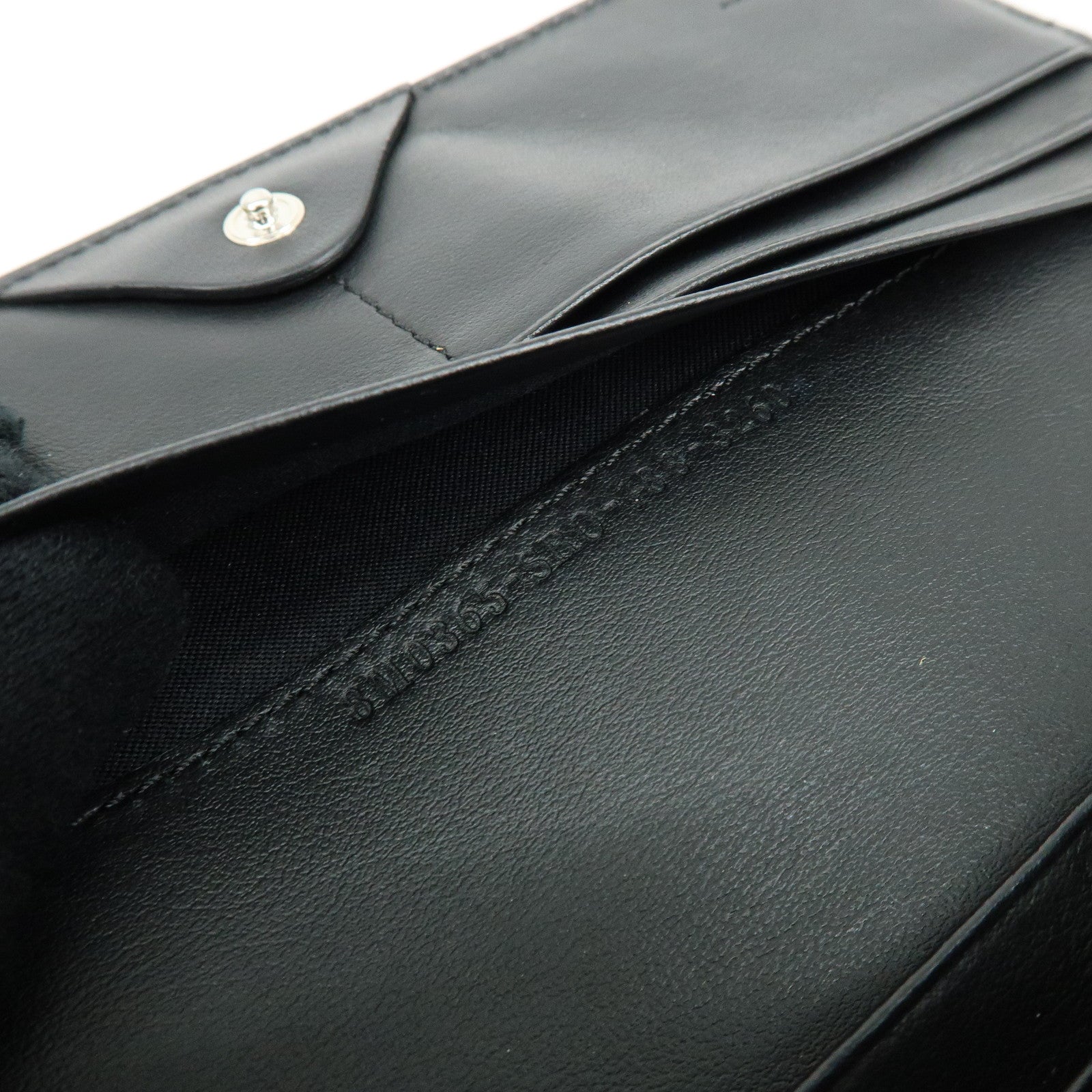 FENDI Leather Studs Chain Shoulder Wallet Long Wallet Black 8M0365