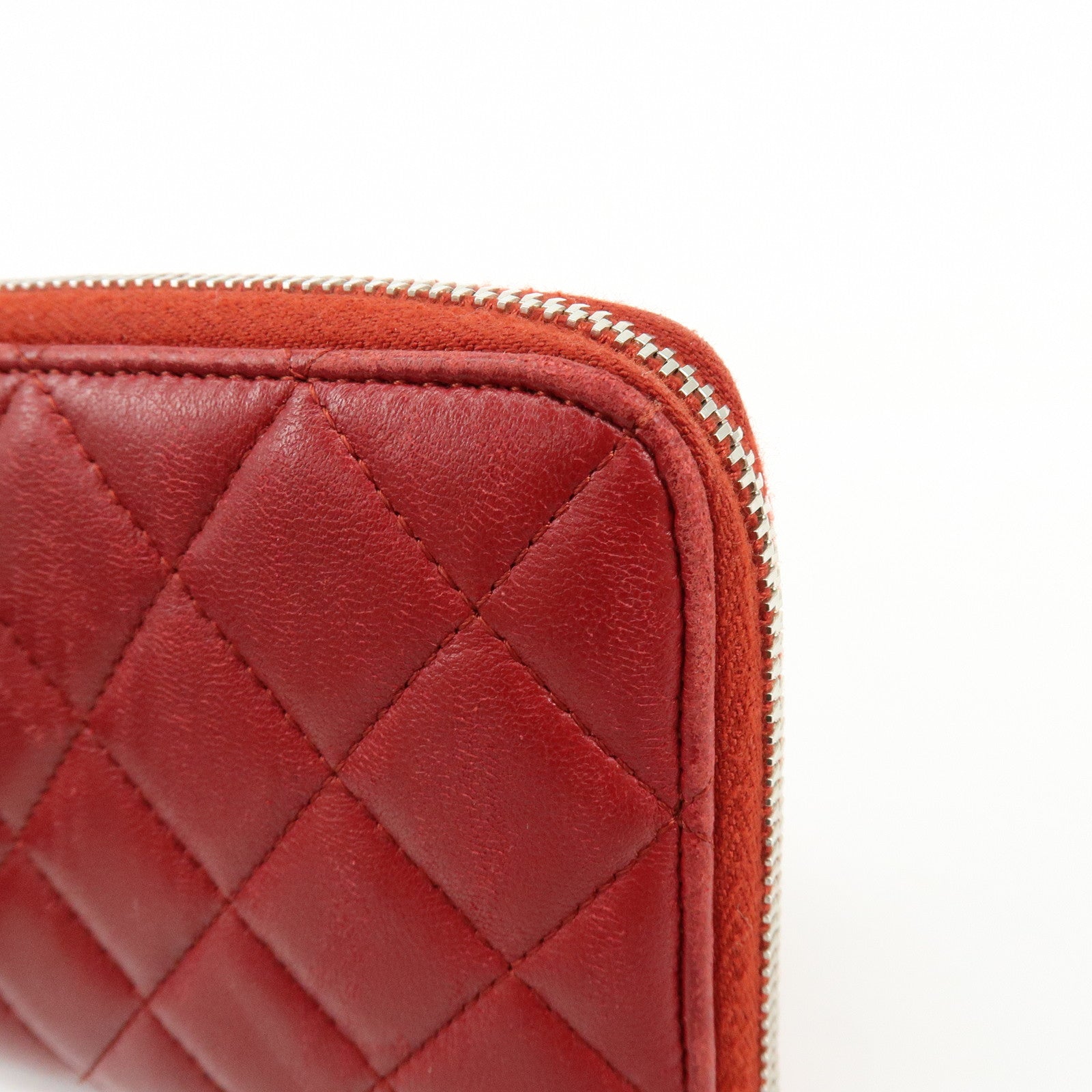 CHANEL COCO Mark Matelasse Round Zippy Long Wallet Red A50097
