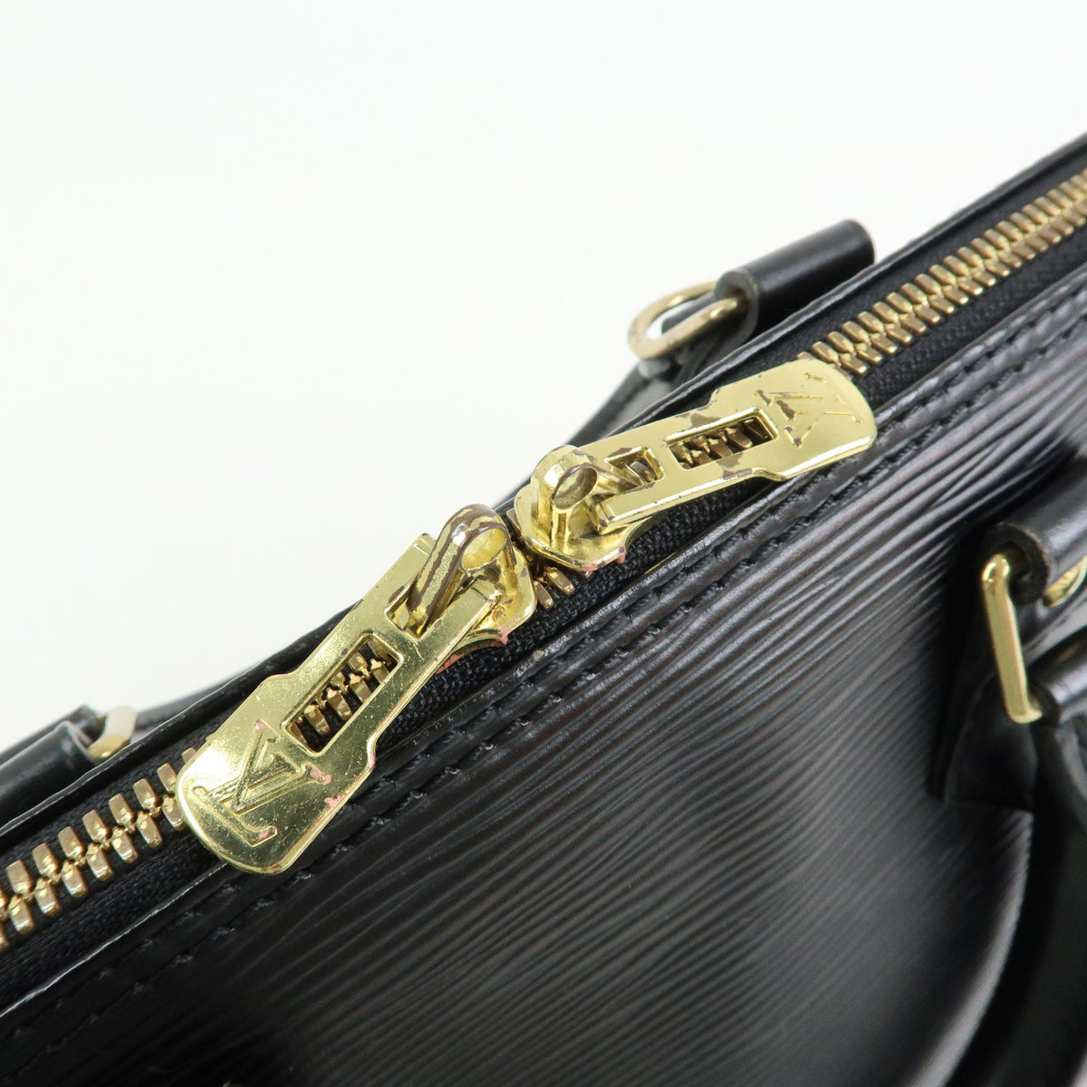 Louis Vuitton Epi Alma PM Hand Bag Noir Black M52142