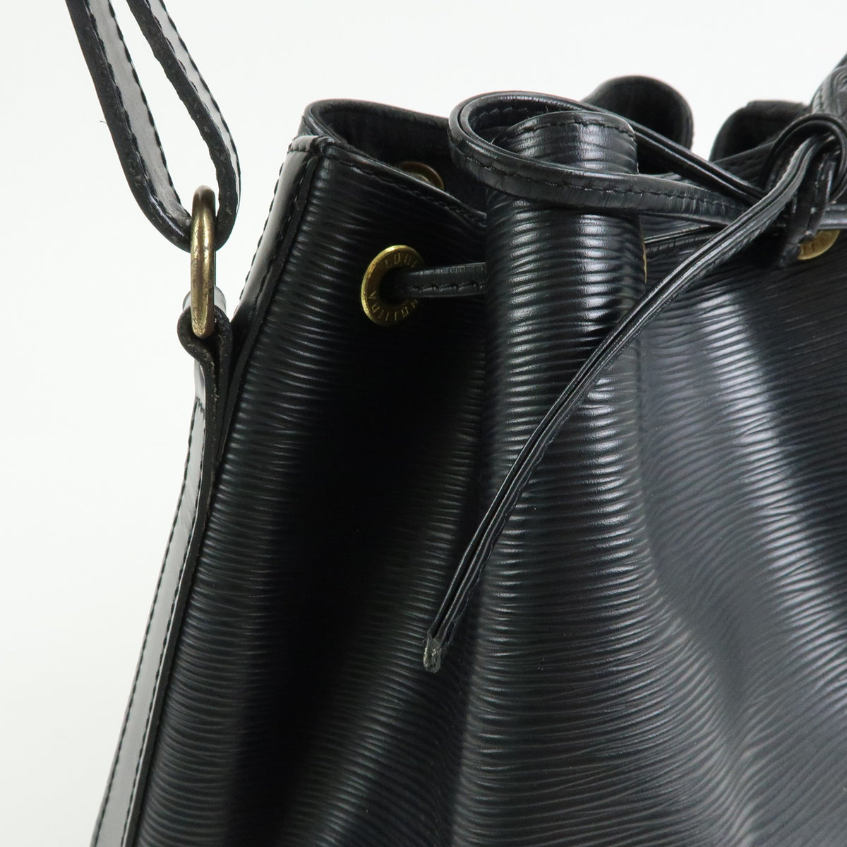 Louis Vuitton Epi Leather Petit Noe Shoulder Bag Noir Black M59012