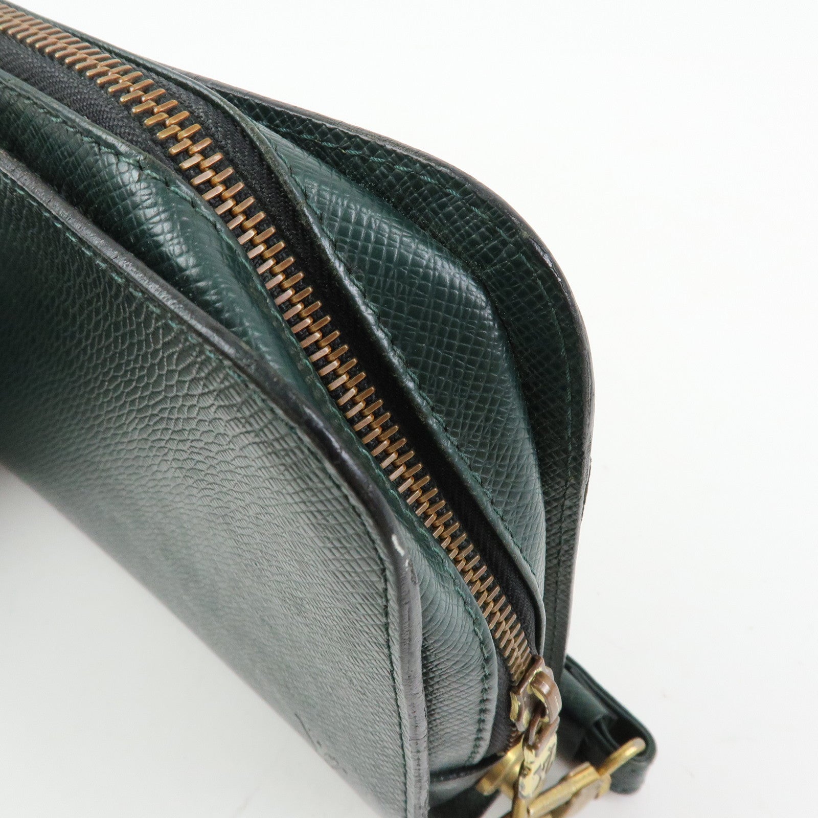 Louis Vuitton Taiga Baikal Clutch Bag Pouch Epicea M30184