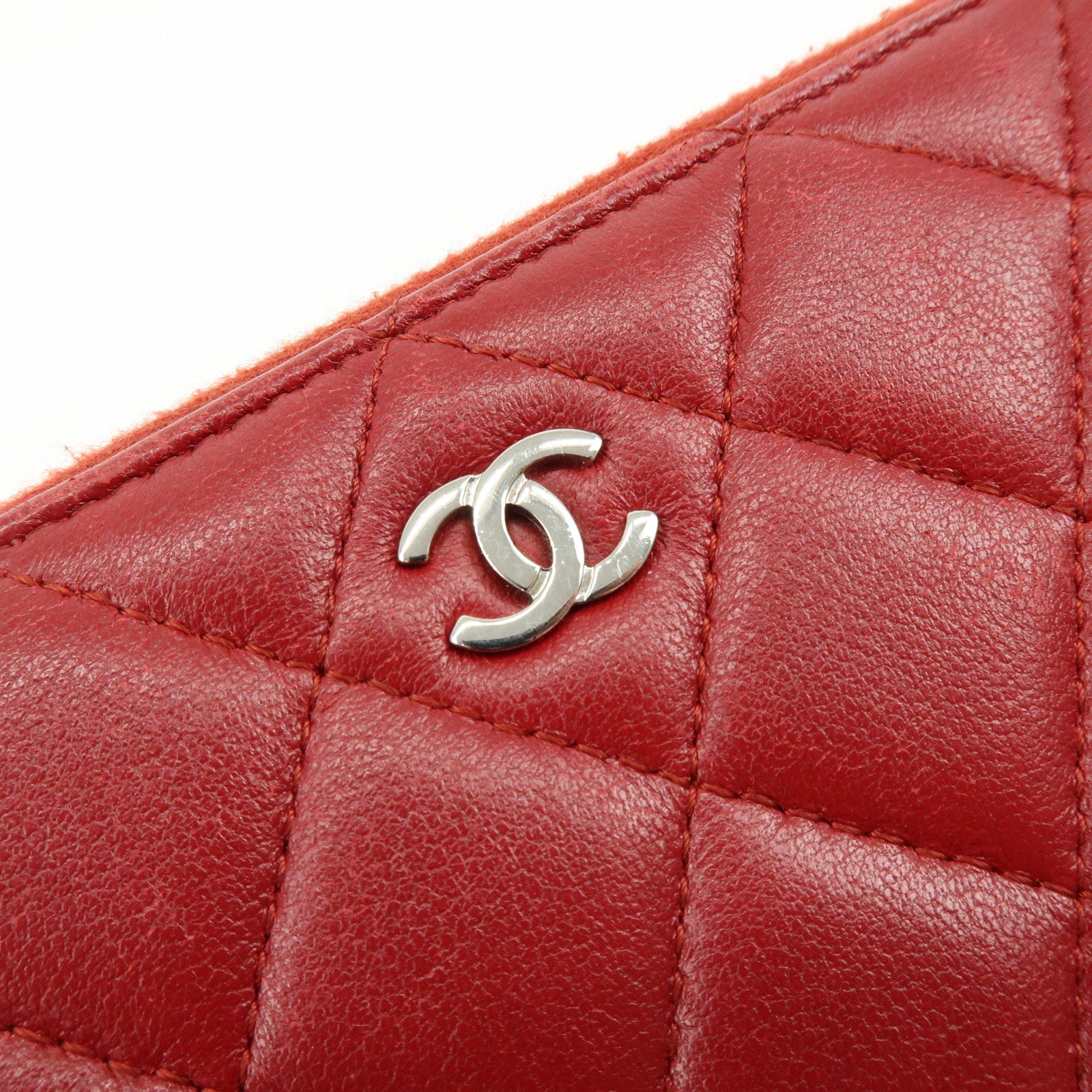 CHANEL COCO Mark Matelasse Round Zippy Long Wallet Red A50097