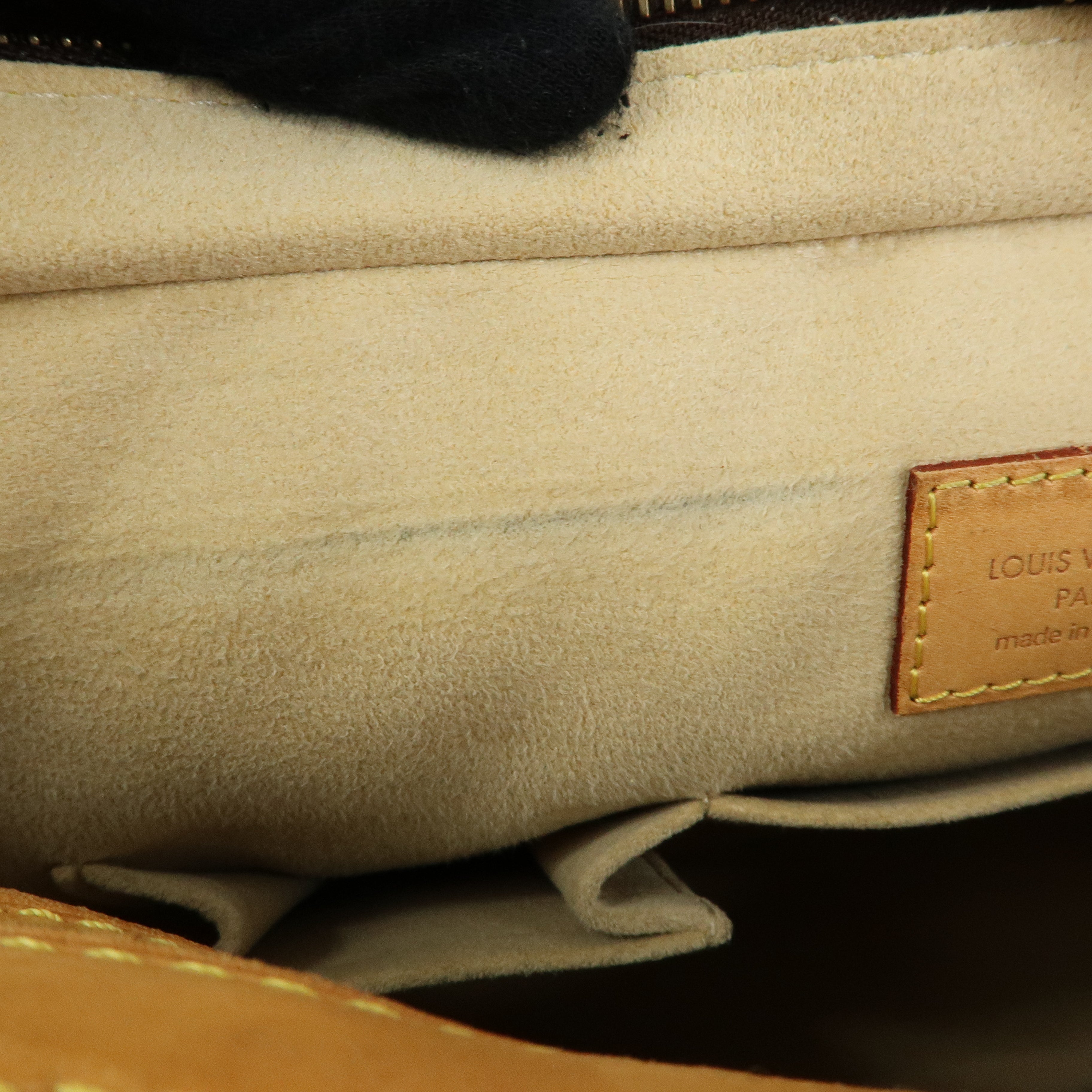 Louis Vuitton Monogram Hudson GM Canvas Shoulder Bag Brown M40045