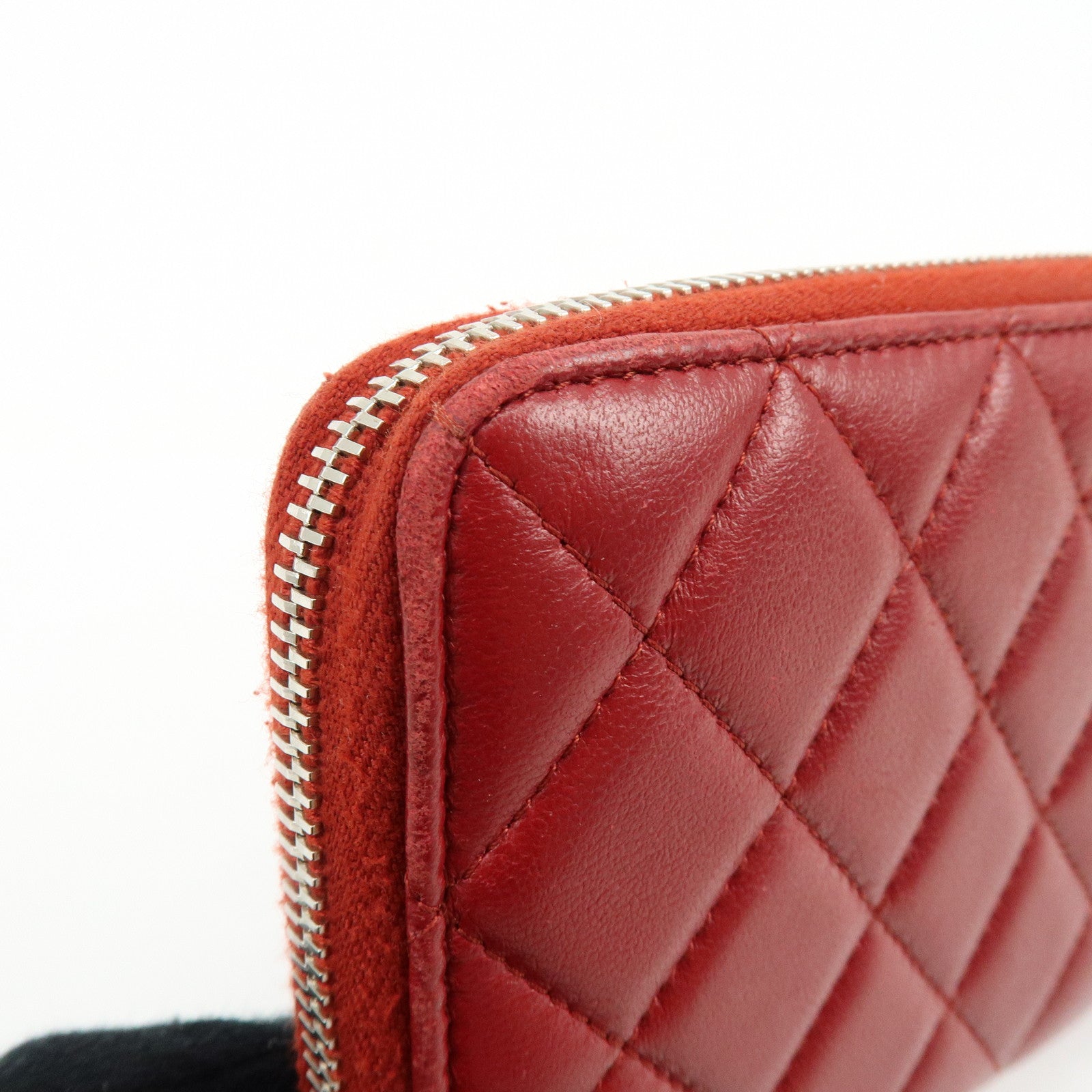 CHANEL COCO Mark Matelasse Round Zippy Long Wallet Red A50097