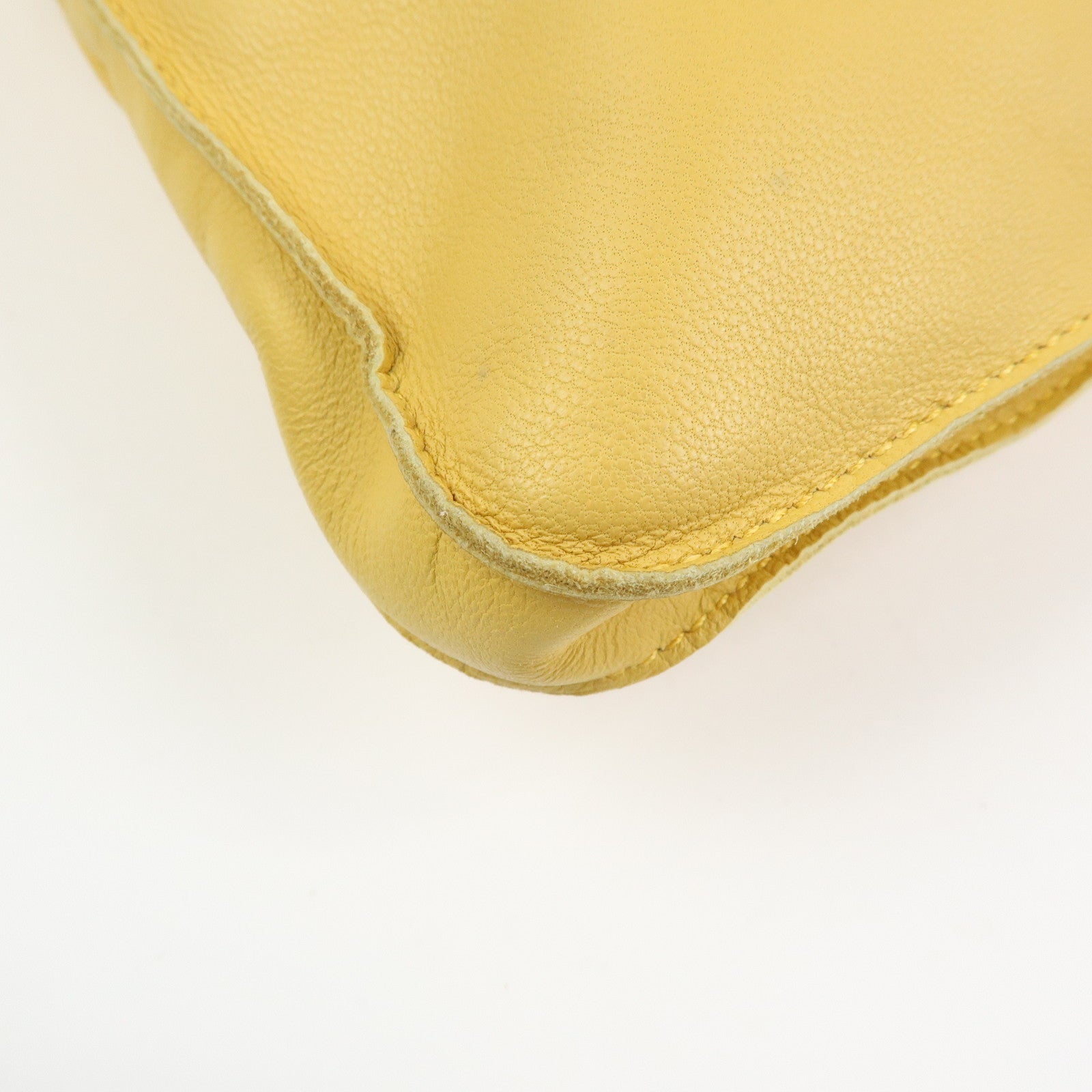 HERMES Clou de Selle Lamb Skin Shoulder Bag  □Q Stamped Yellow