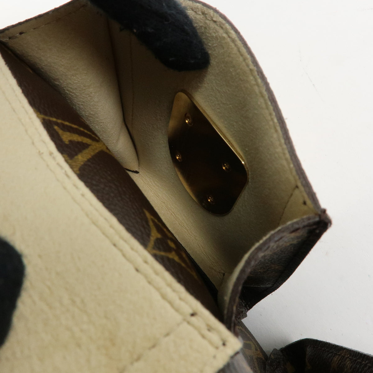 Louis Vuitton Monogram Hudson GM Shoulder Crossbody Bag  Brown M40045