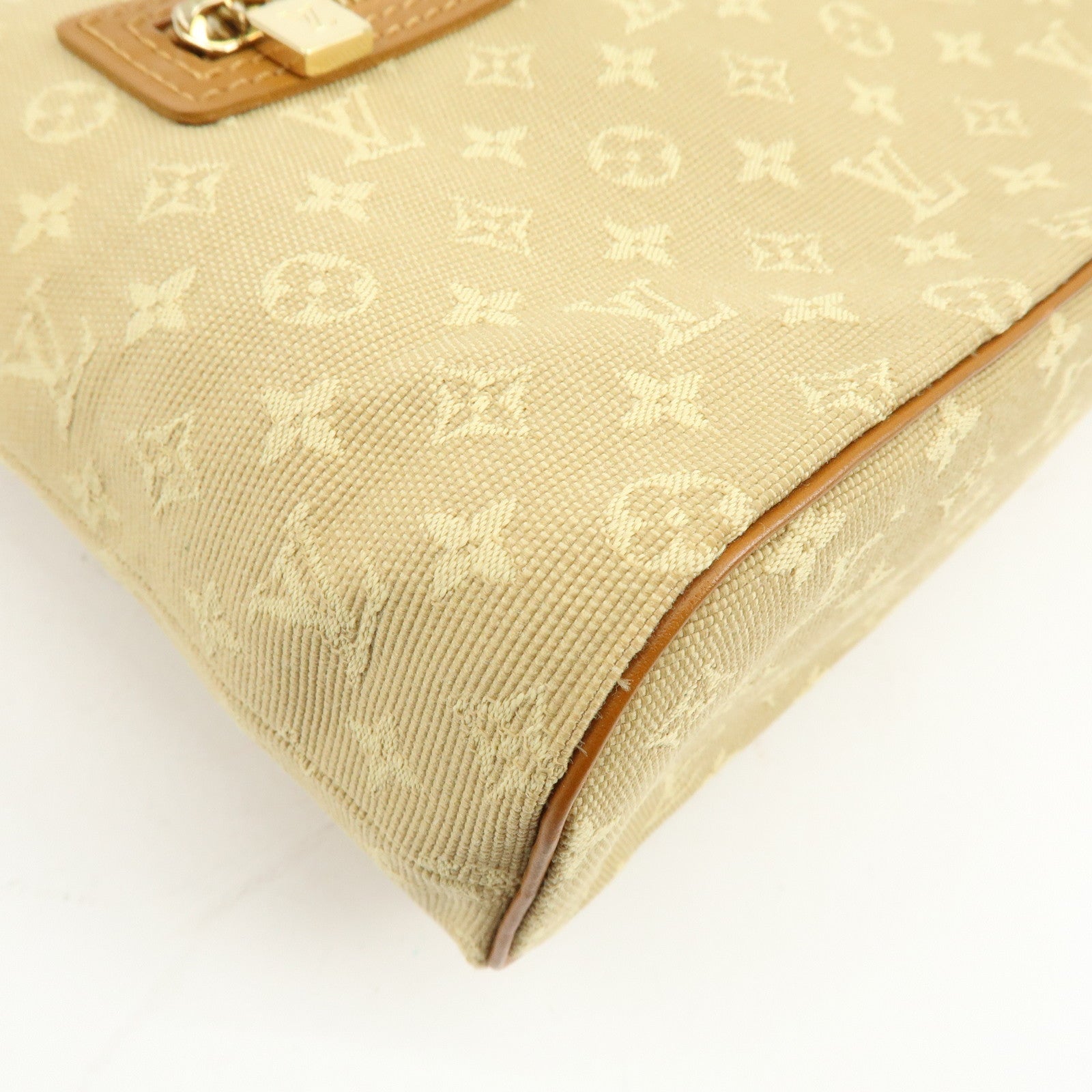 Louis Vuitton Monogram Mini Lucille PM Hand Bag Beige M92684