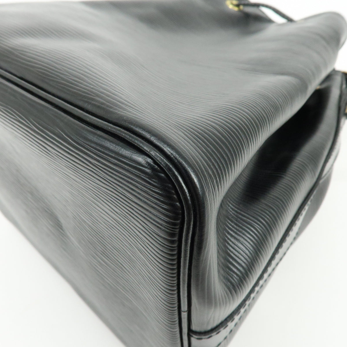 Louis Vuitton Epi Petit Noe Shoulder Bag Noir Black M44102
