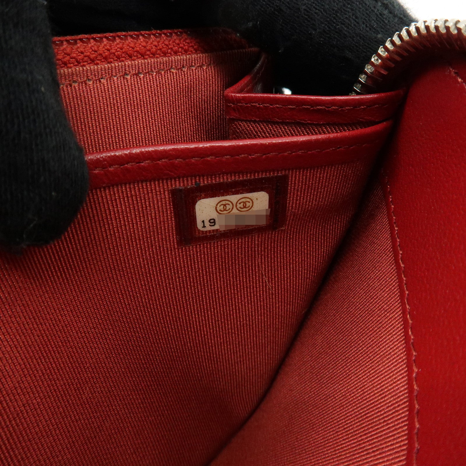 CHANEL COCO Mark Matelasse Round Zippy Long Wallet Red A50097