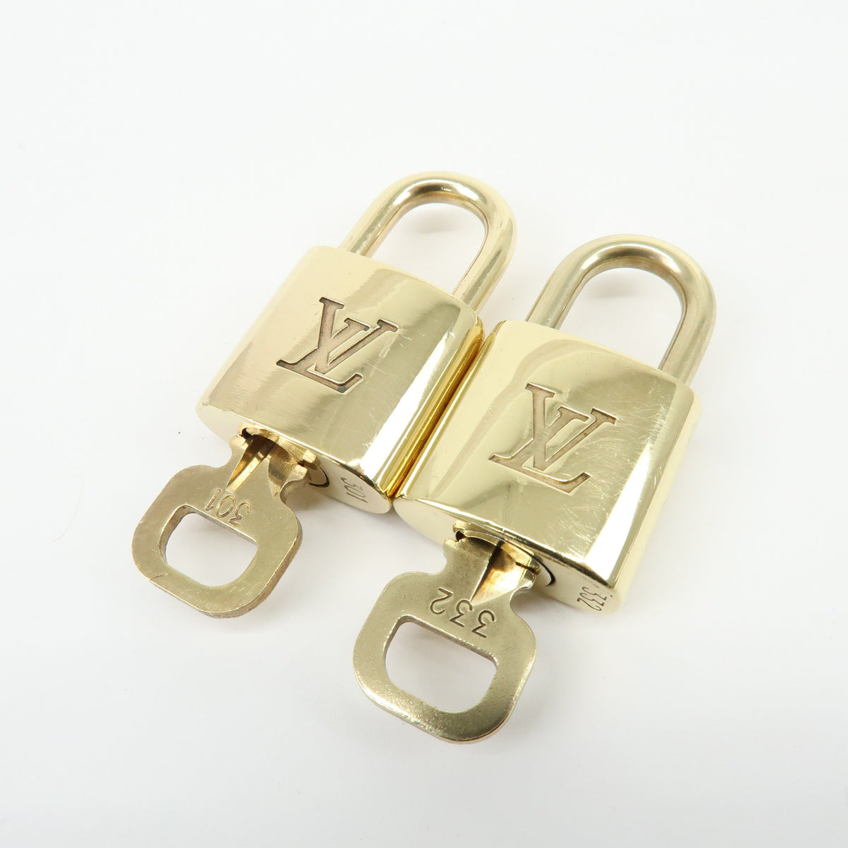 Louis Vuitton Lot of 10 Lock & Key Cadena Key Lock Gold