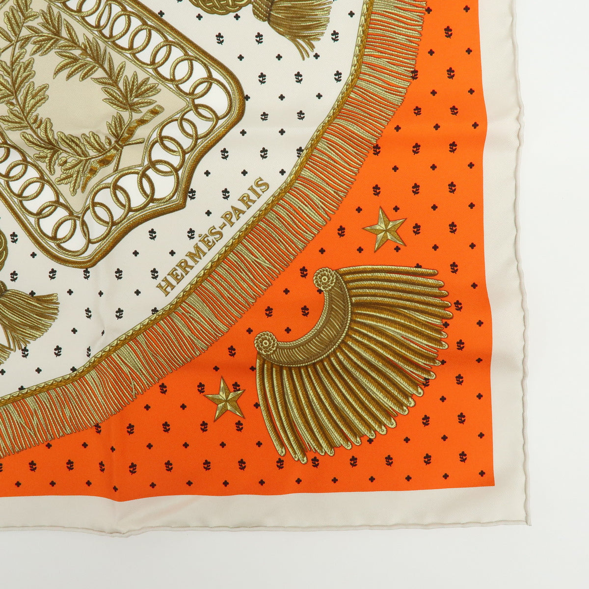 HERMES Carre 45 Gavroche Silk 100 % Scarf Poste et Cavalerie Orange