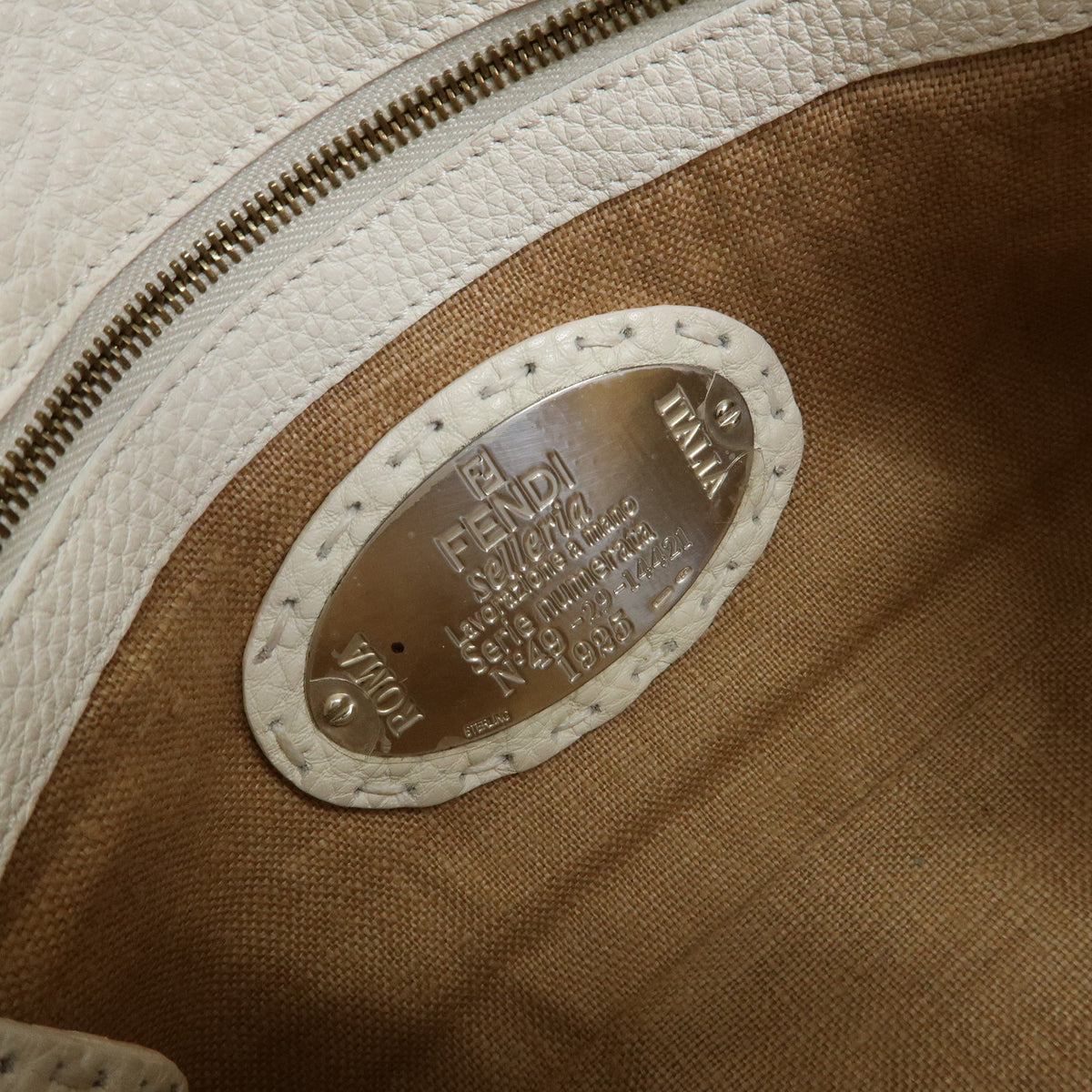 FENDI Selleria Mamma Baguette Leather Hand Bag White 8BR101