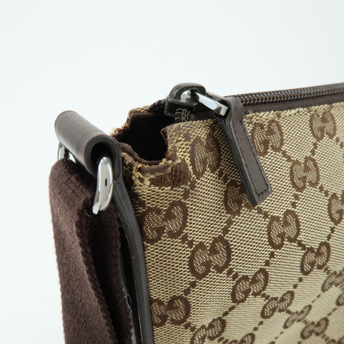 GUCCI GG Canvas Leather Shoulder Bag Crossbody Bag Beige Brown 145857