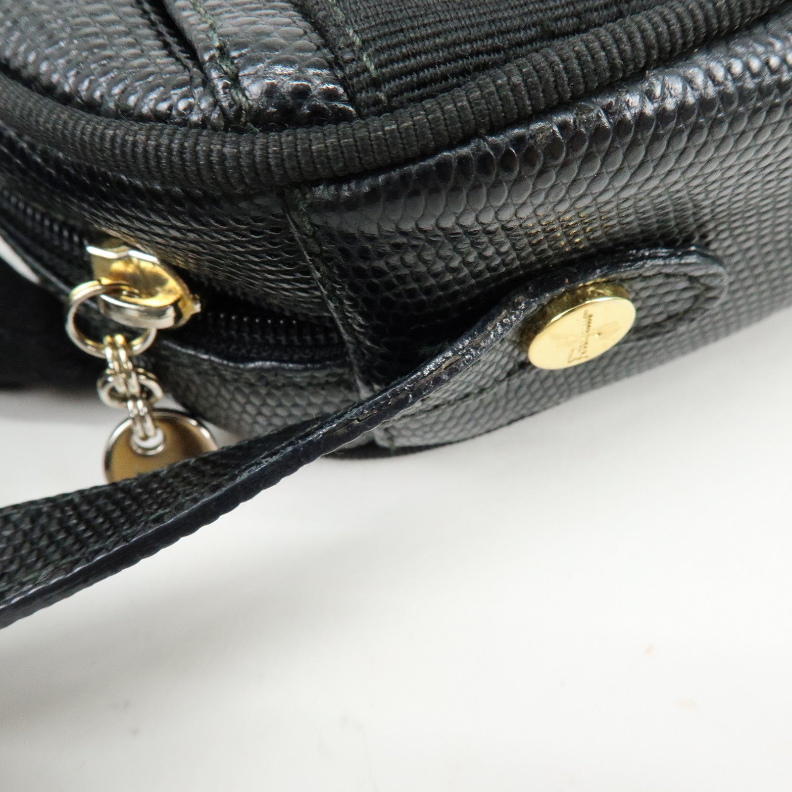 Ferragamo Vara Embossed Leather Shoulder Crossbody Bag Black