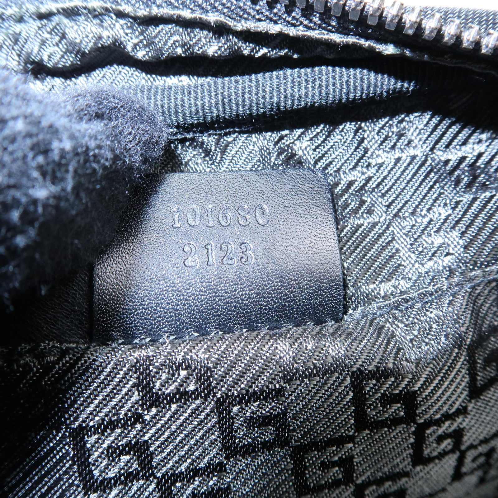GUCCI Logo Canvas Leather Shoulder Bag Crossbody Bag Black 101680