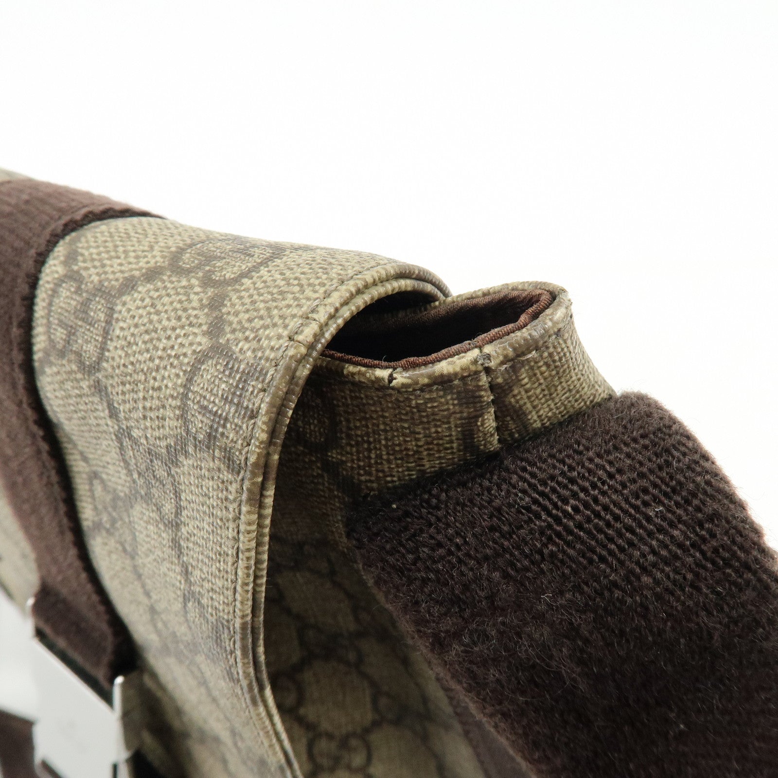 GUCCI GG Supreme Canvas Shoulder Crossbody Bag Beige Brown 122373