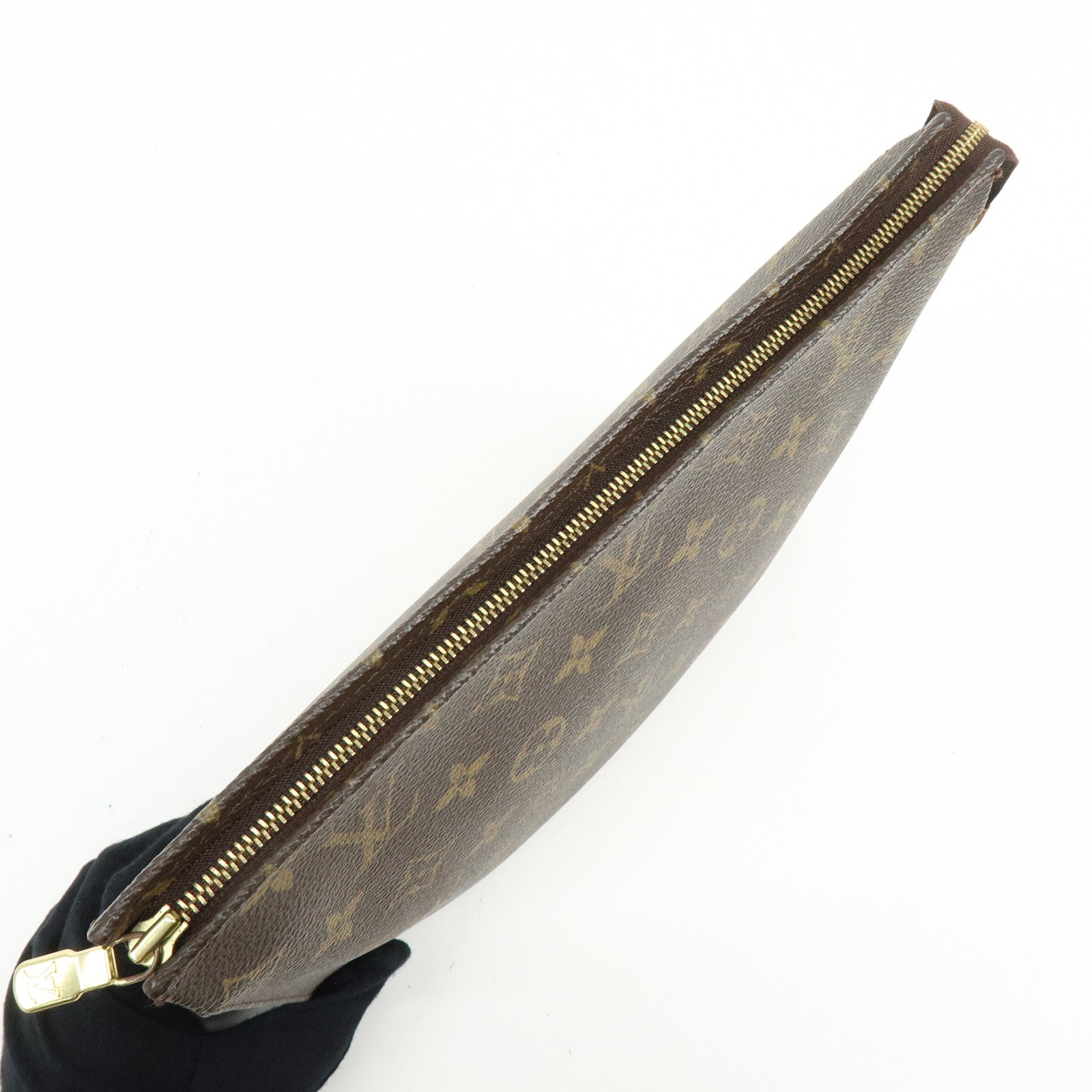 Louis Vuitton Monogram Poche Toilette 26 Clutch Bag Brown M47542