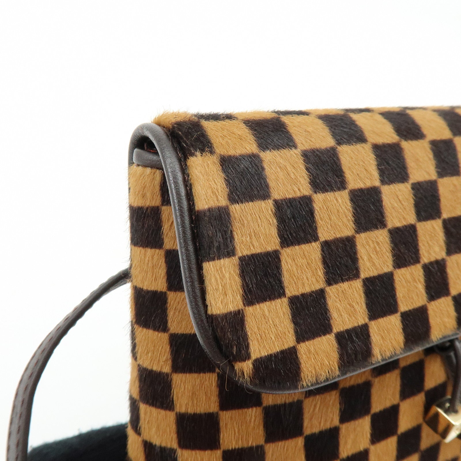 Louis Vuitton Damier Sauvage Gazelle Beige Shoulder Bag M92130