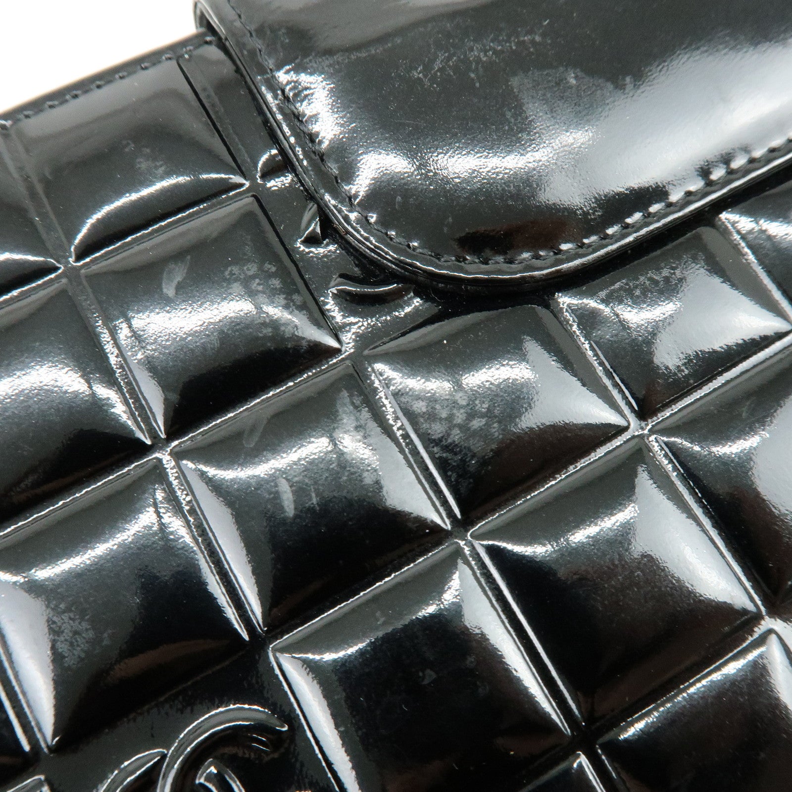 CHANEL COCO Mark Chocolate Bar Patent Leather Long Wallet Black