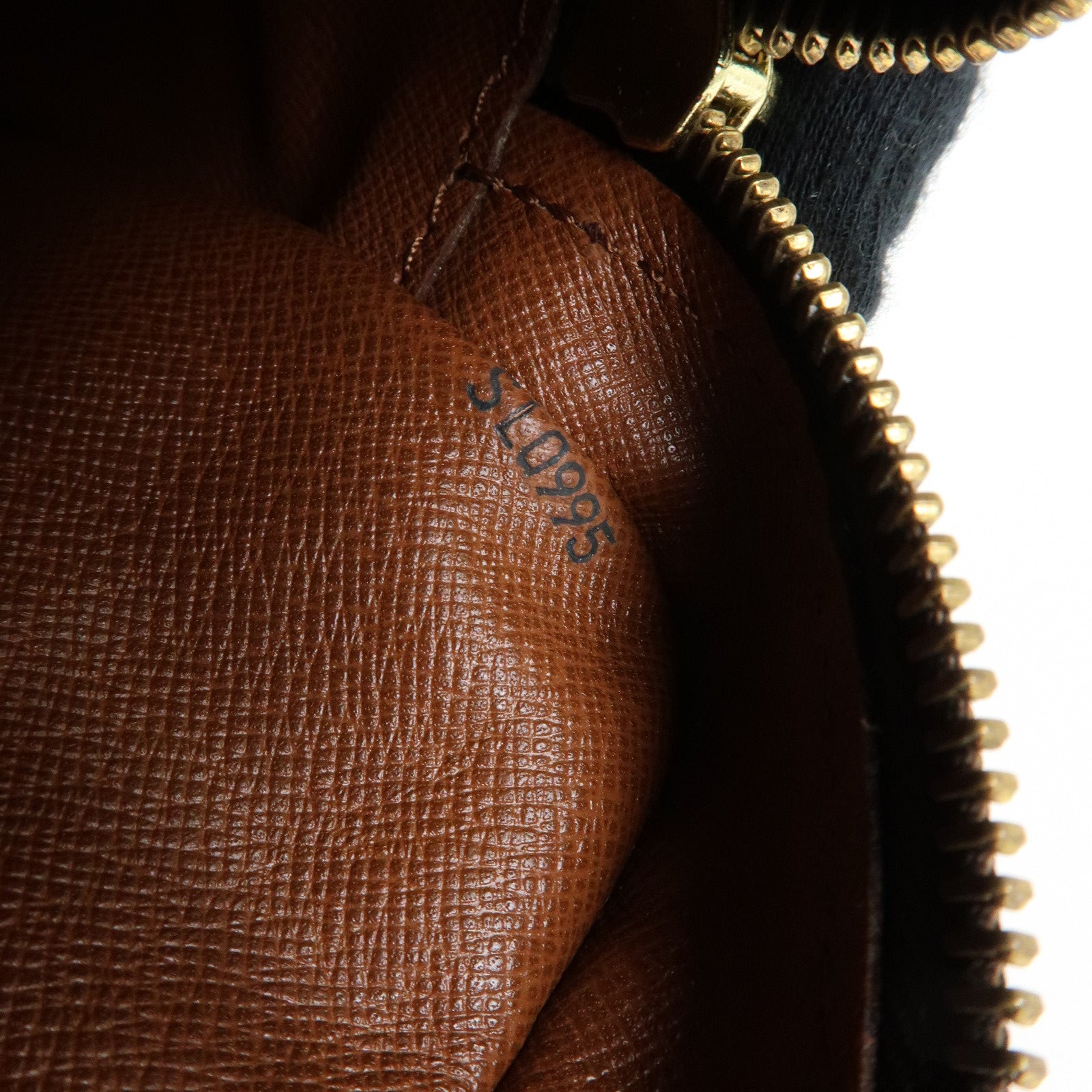 Louis Vuitton Monogram Compiegne 28 Pouch Clutch Bag Brown M51845